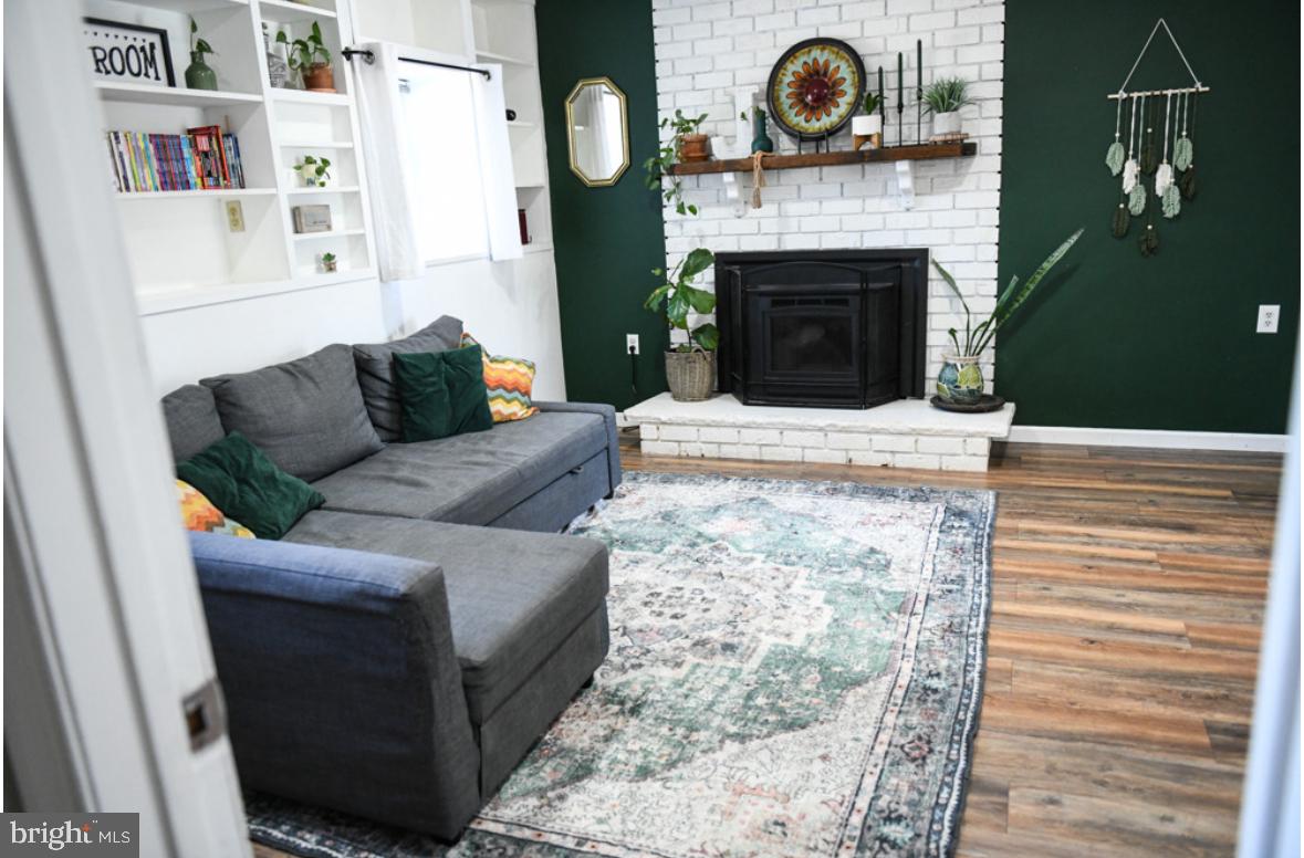 CHELSEA BEACH - Residential