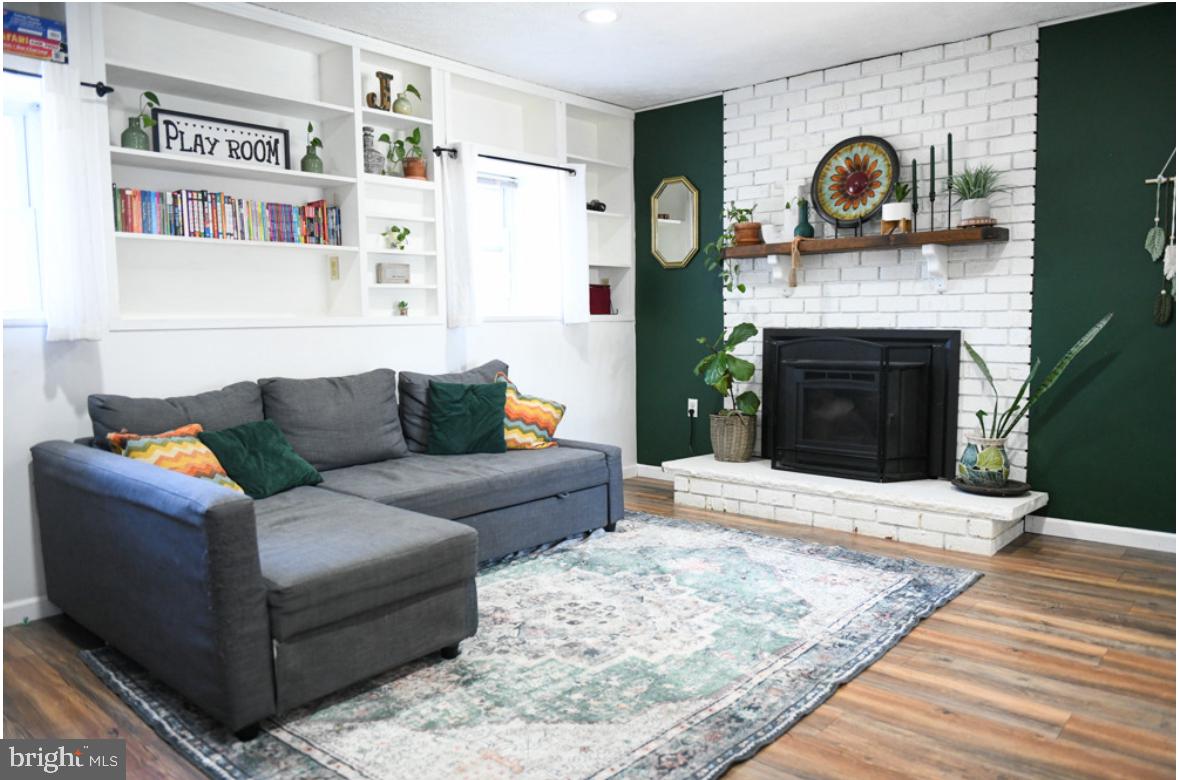 CHELSEA BEACH - Residential