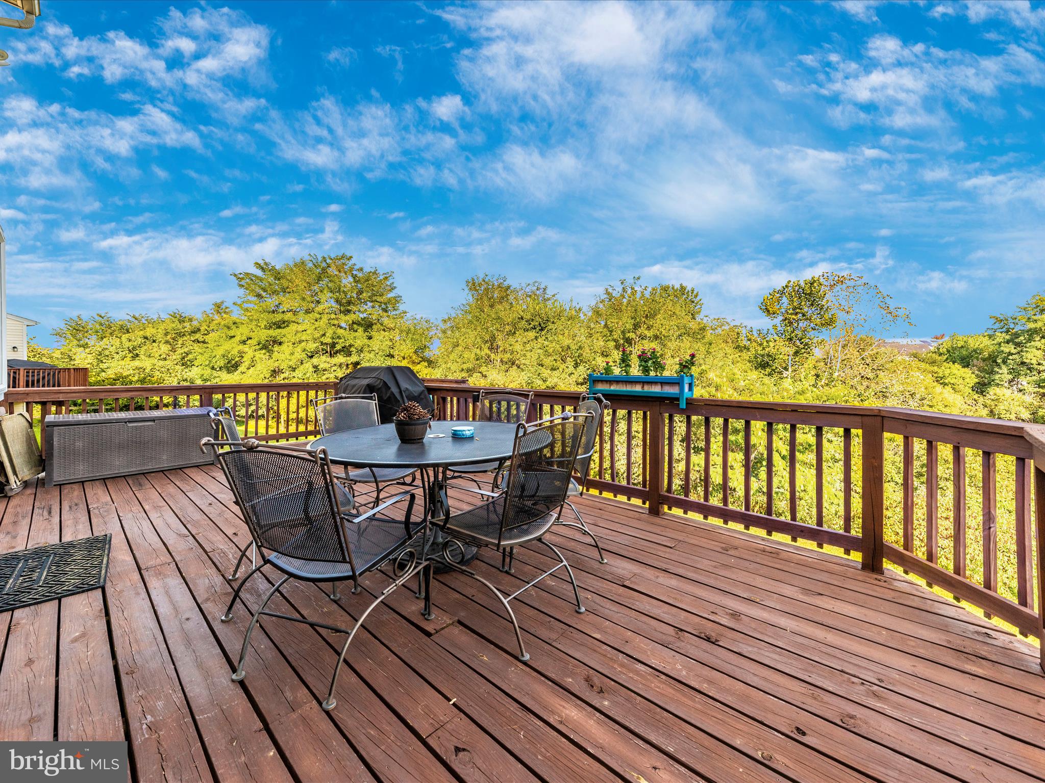 GALYN MANOR - Residential