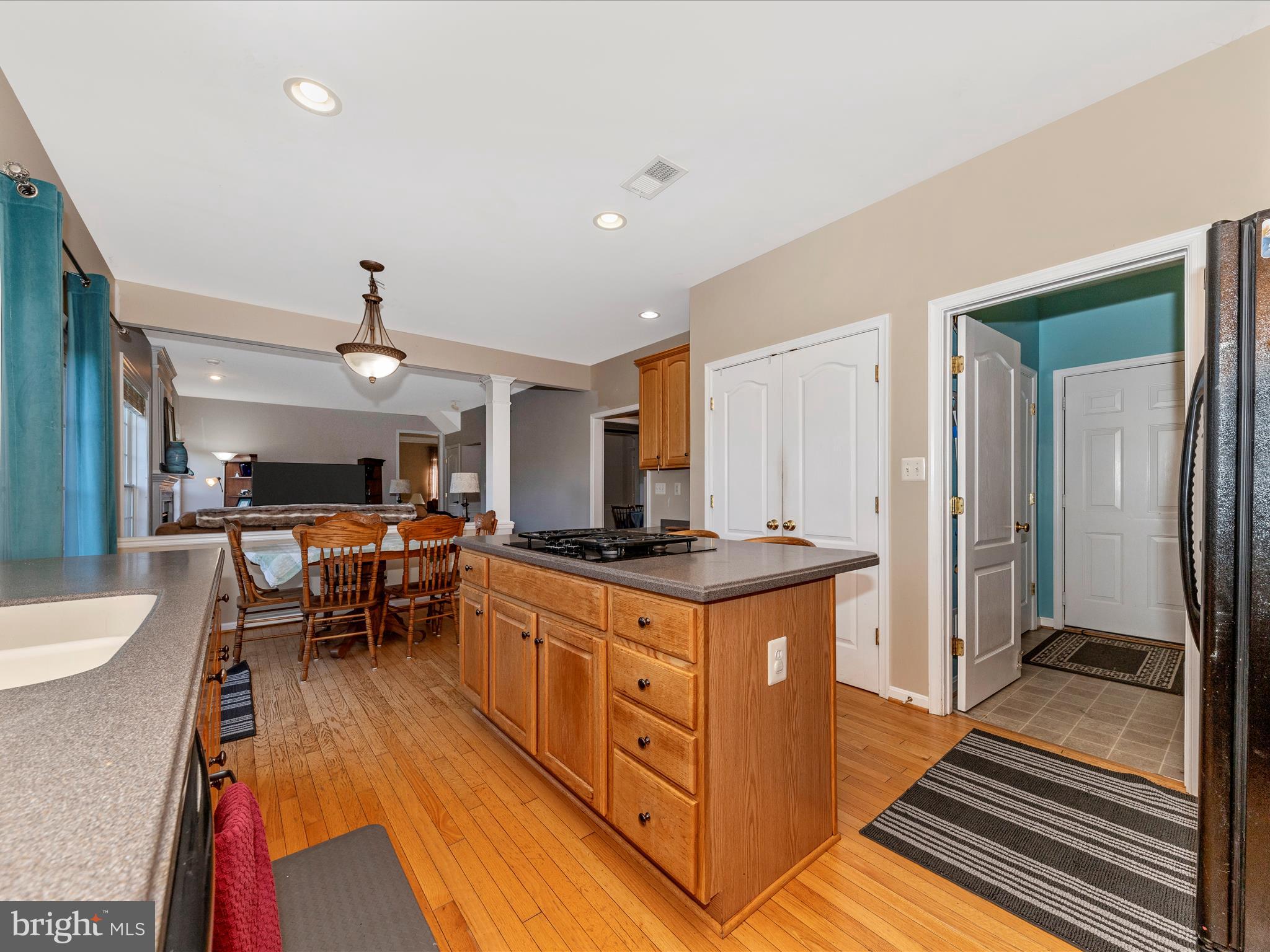 GALYN MANOR - Residential