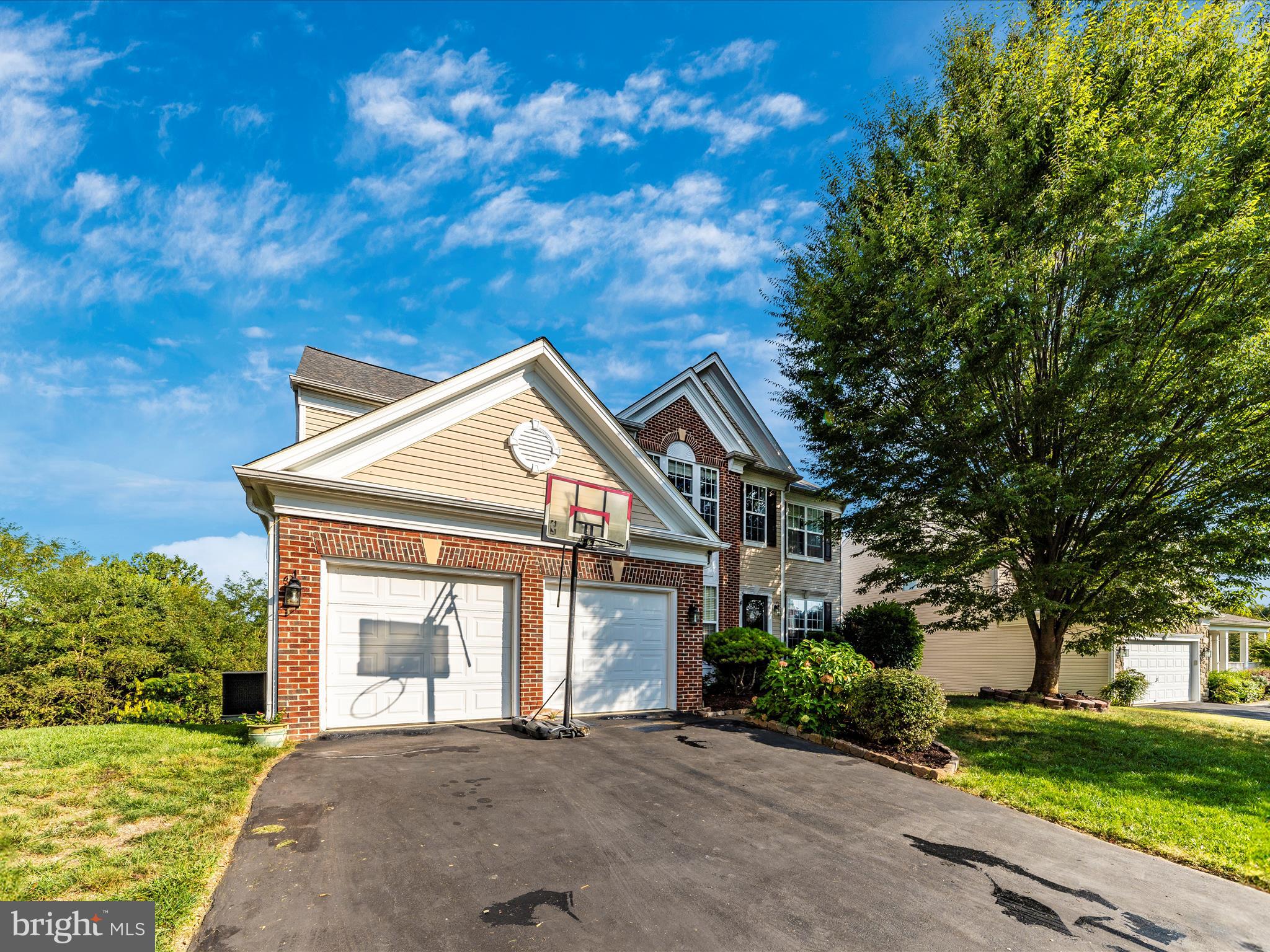 GALYN MANOR - Residential