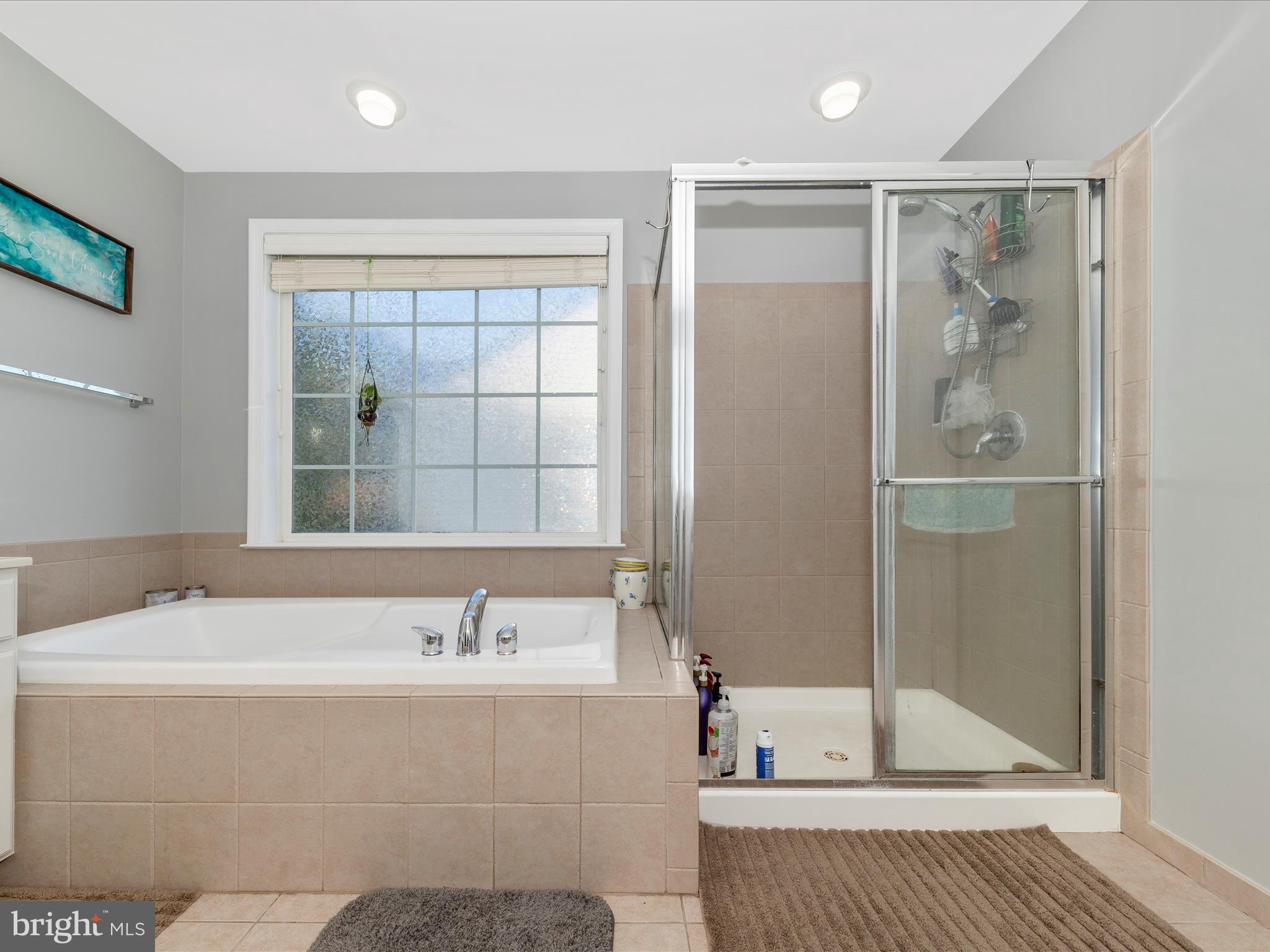 GALYN MANOR - Residential