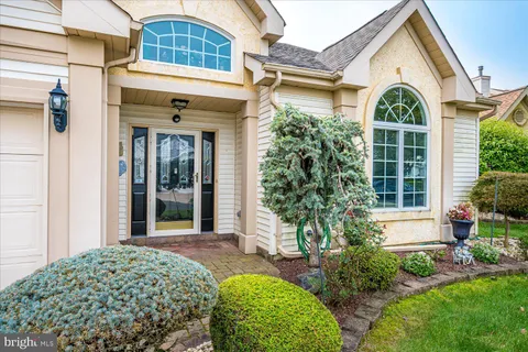 136 Birmingham Lane, Monroe Township, NJ MLS: NJMX2010566