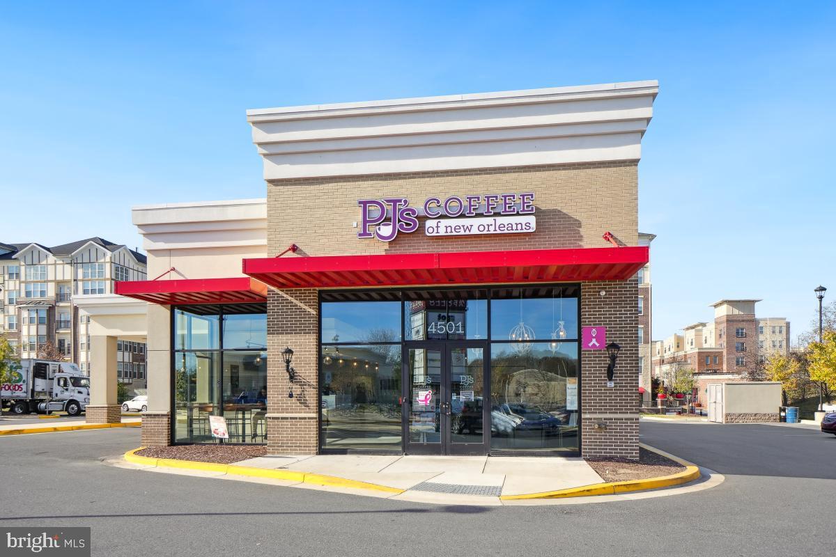 TOWN CENTER AT CAMP SPRINGS - Residential