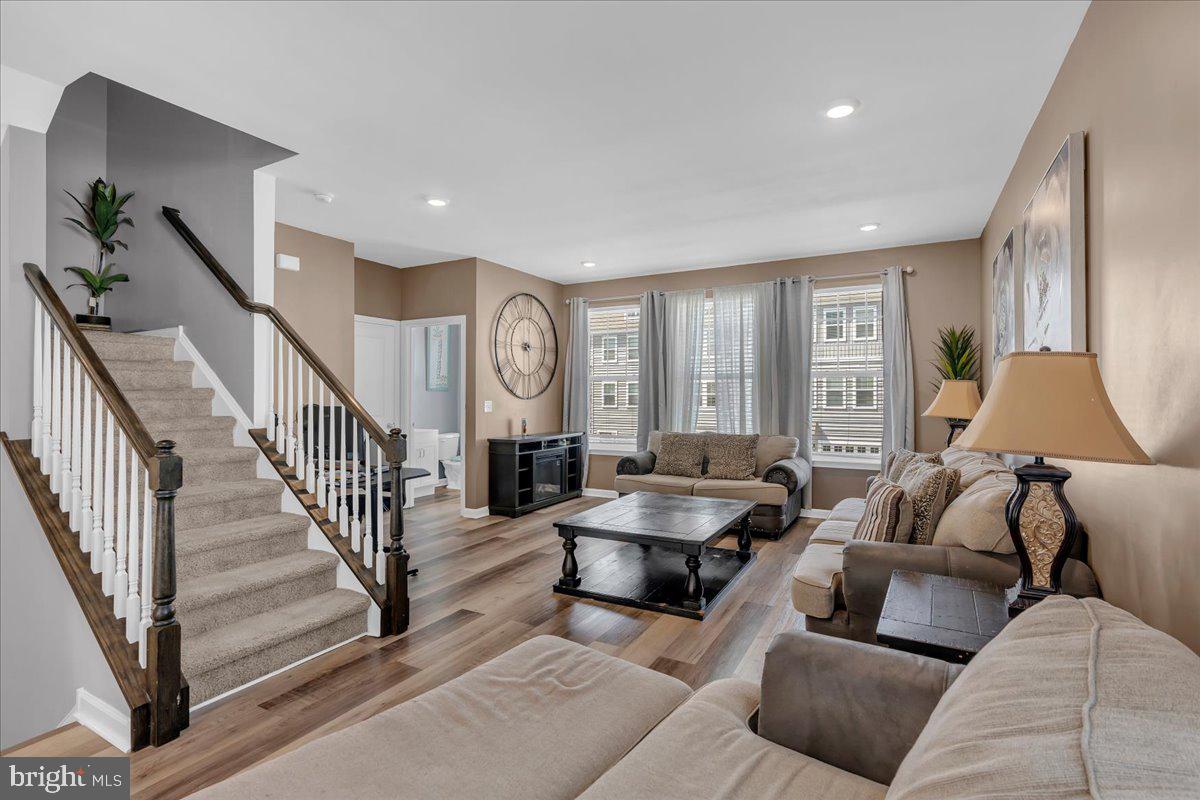 14 VERONA LANE