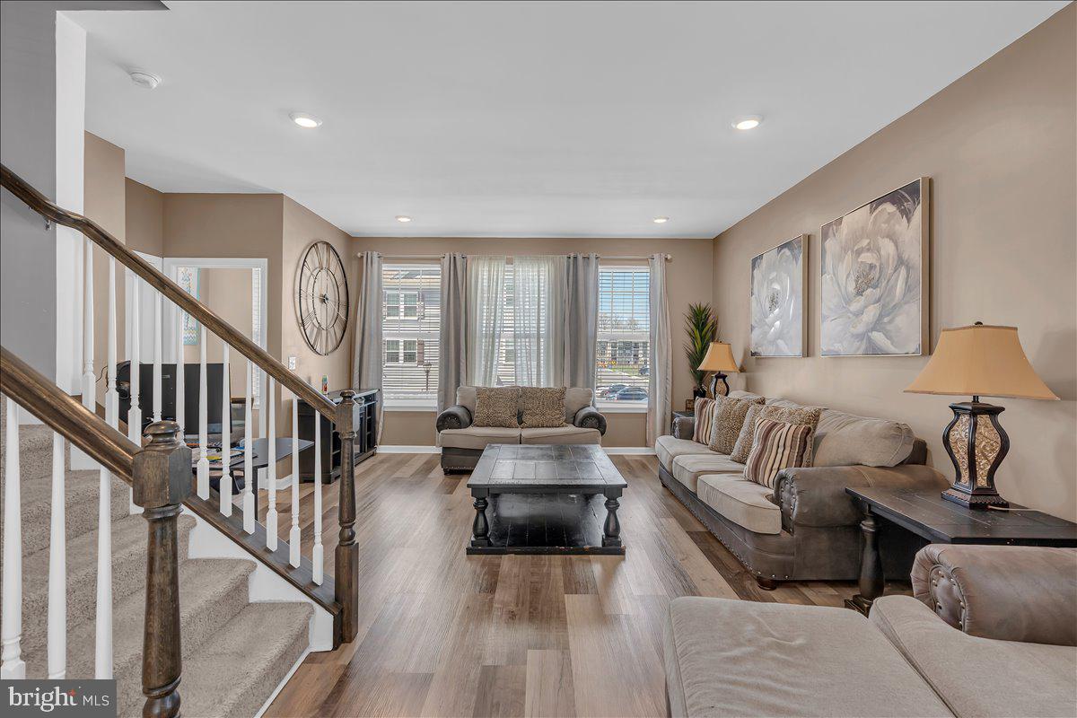 14 VERONA LANE