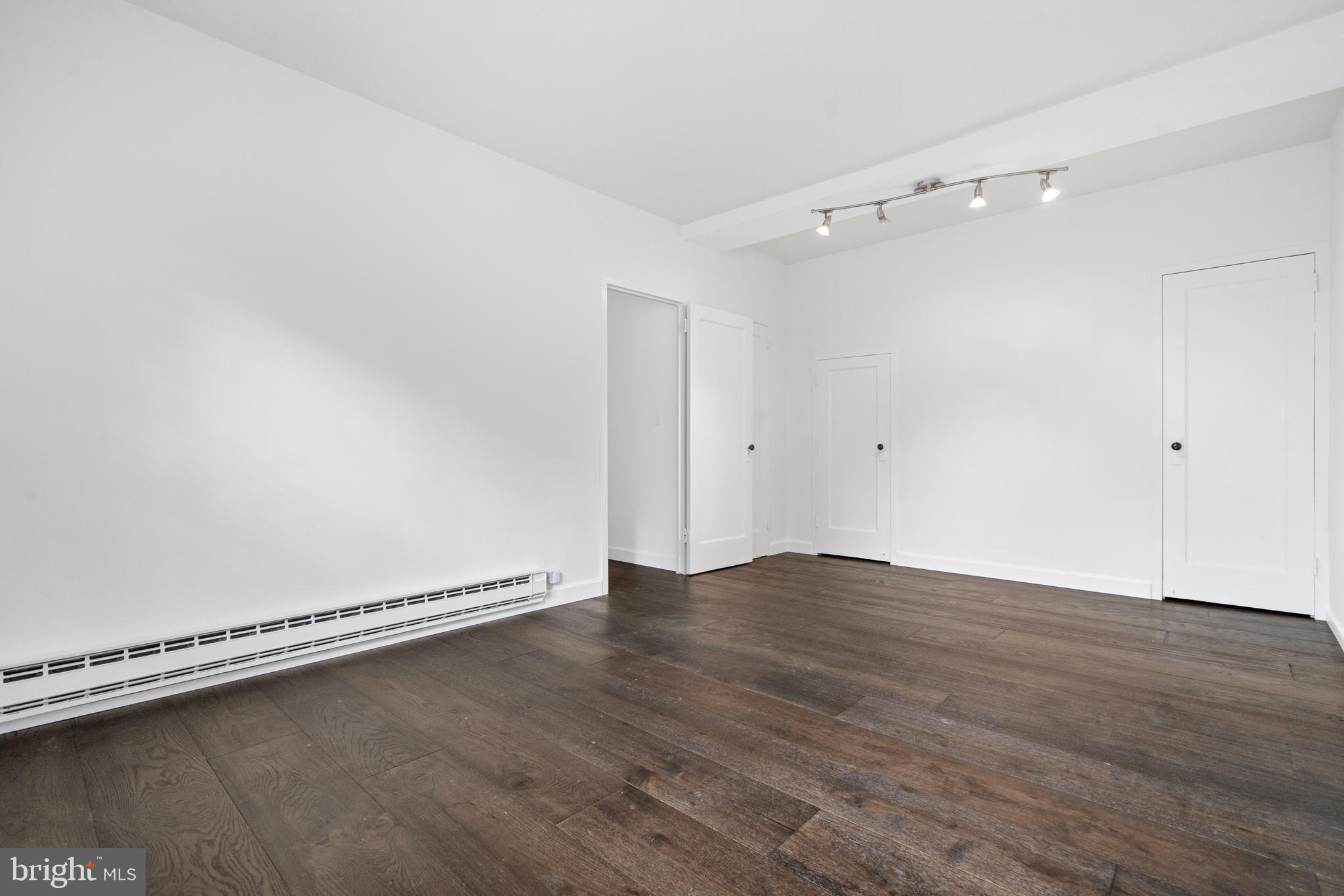 PARK  FAIRFAX - Residential