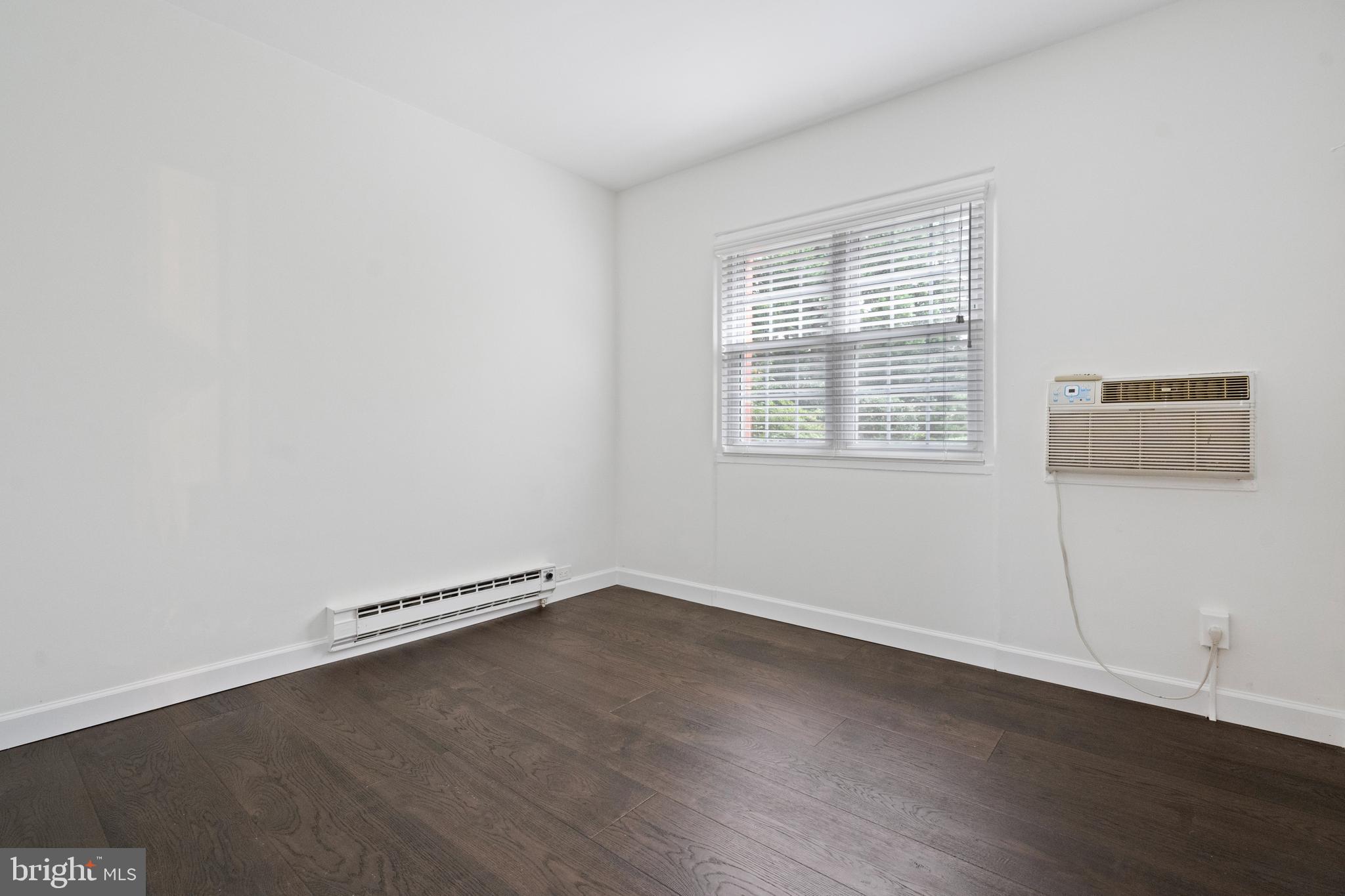 PARK  FAIRFAX - Residential