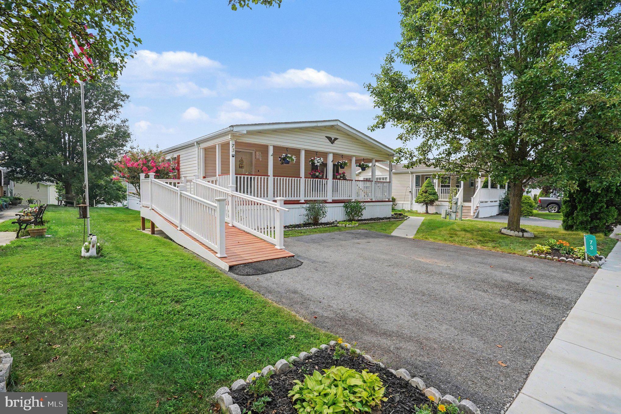73 WOODS WAY