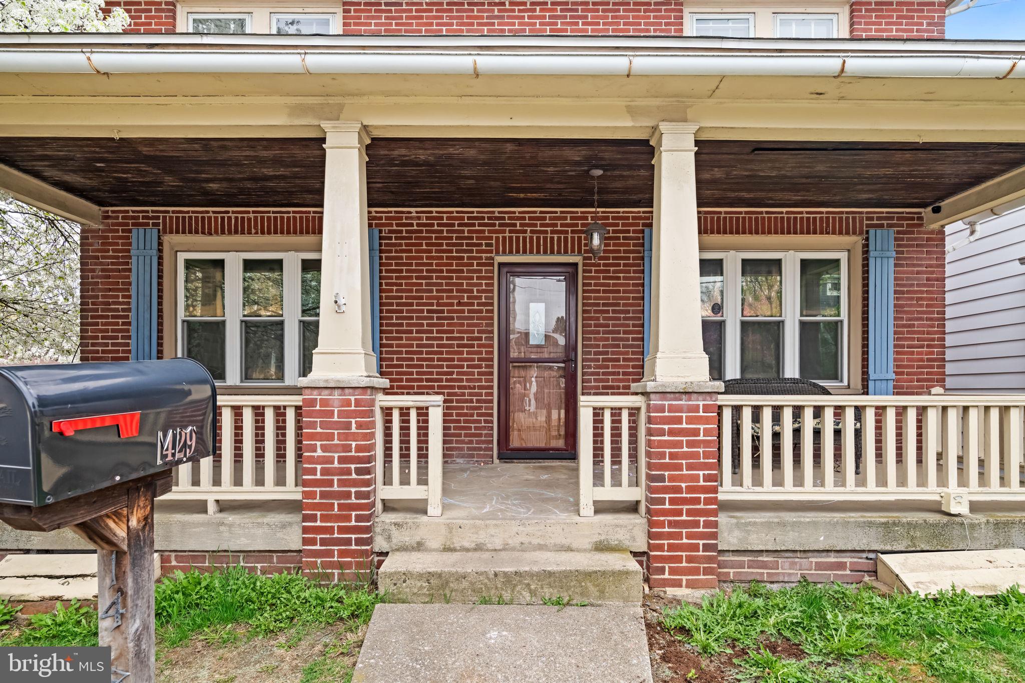 POTTSVILLE - Residential