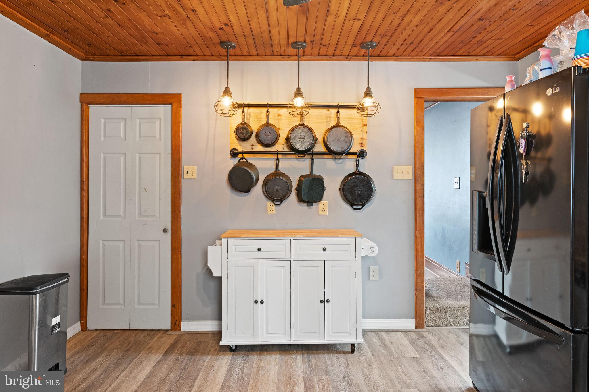 POTTSVILLE - Residential