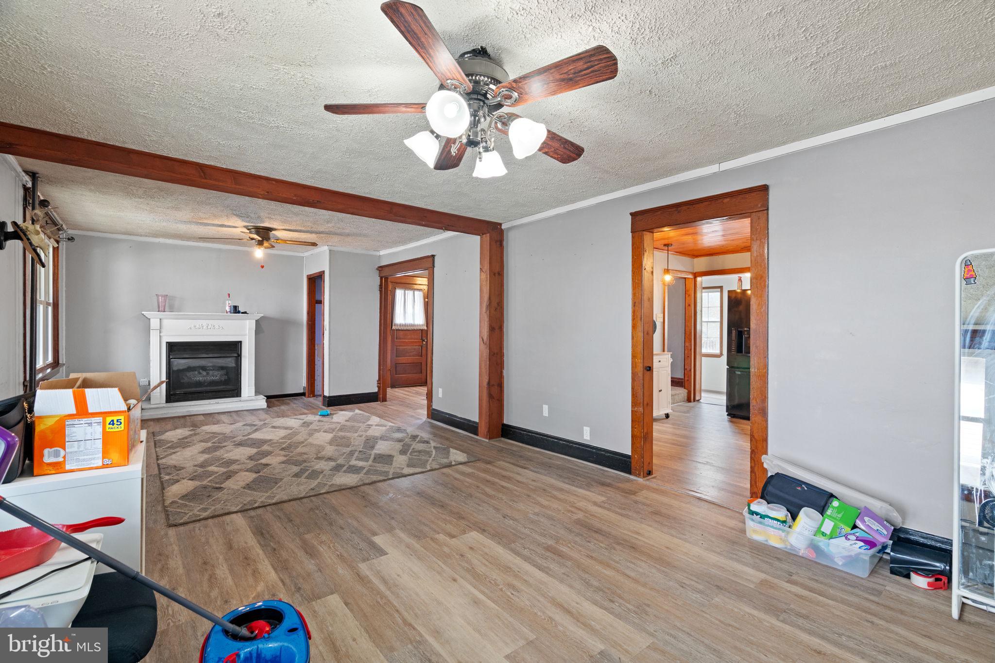 POTTSVILLE - Residential