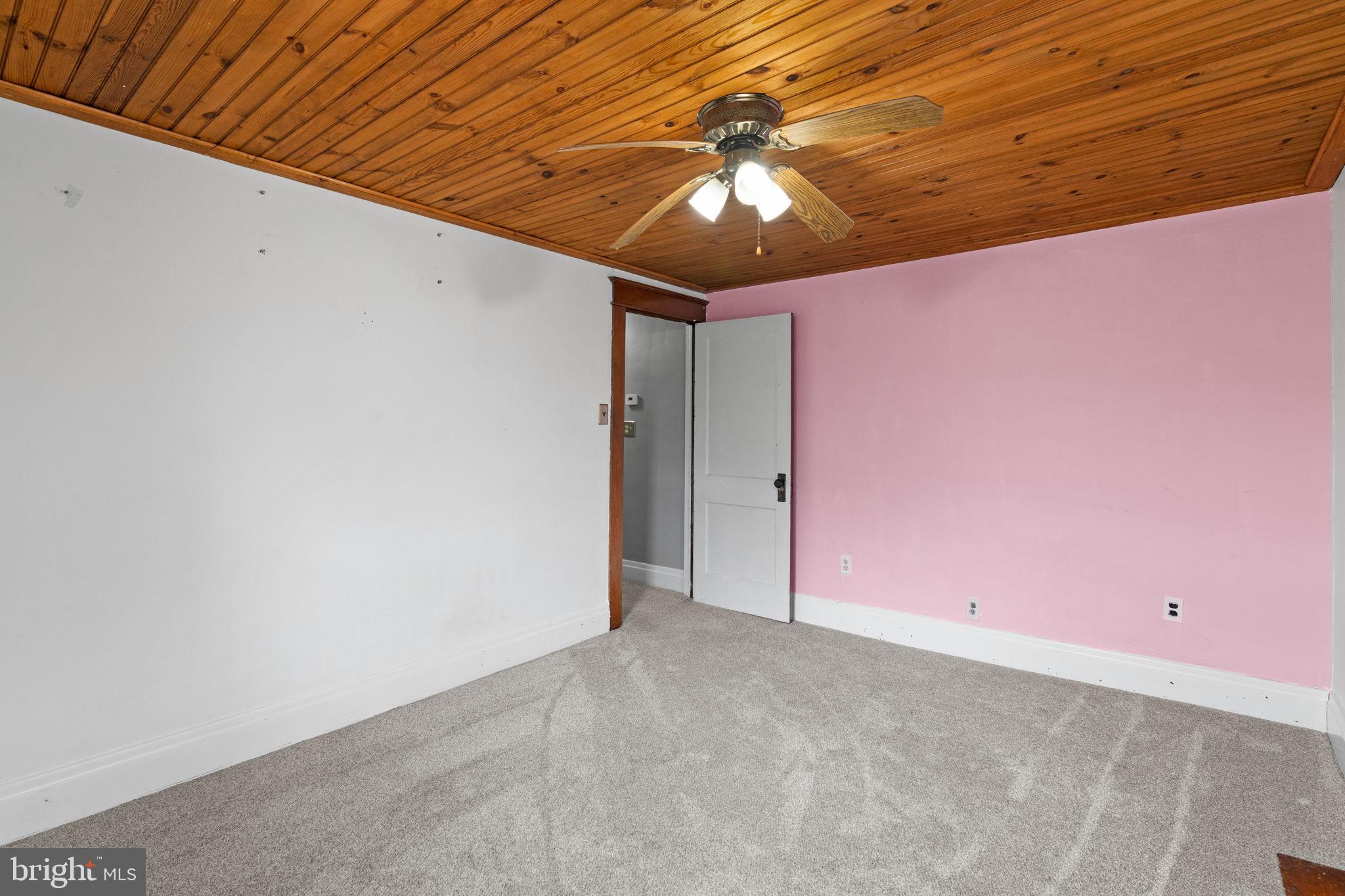 POTTSVILLE - Residential