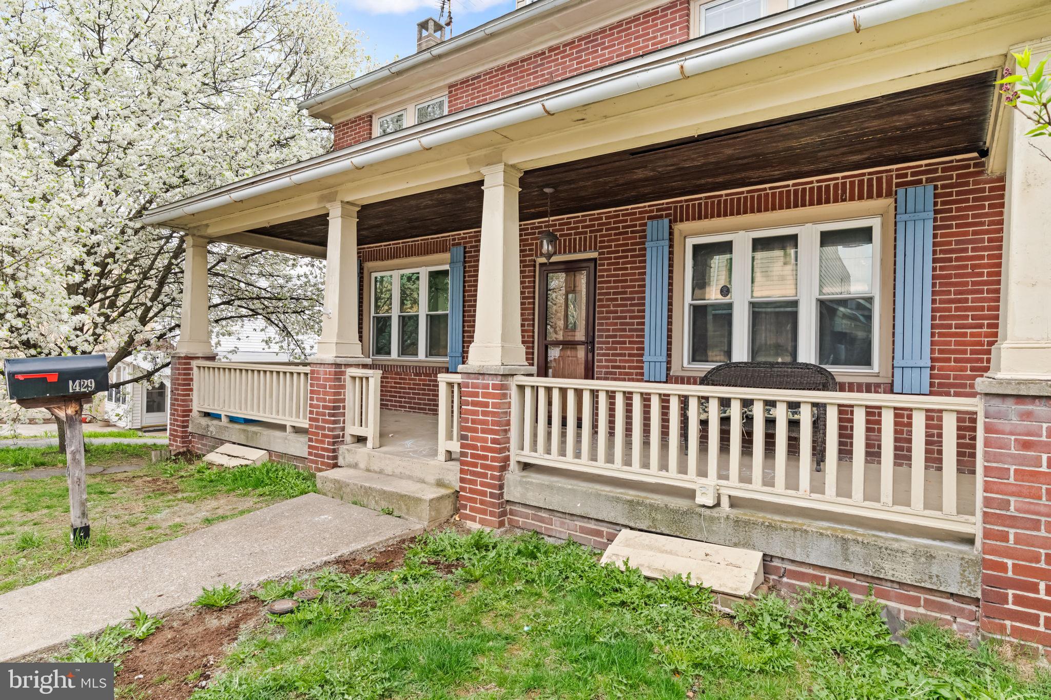 POTTSVILLE - Residential