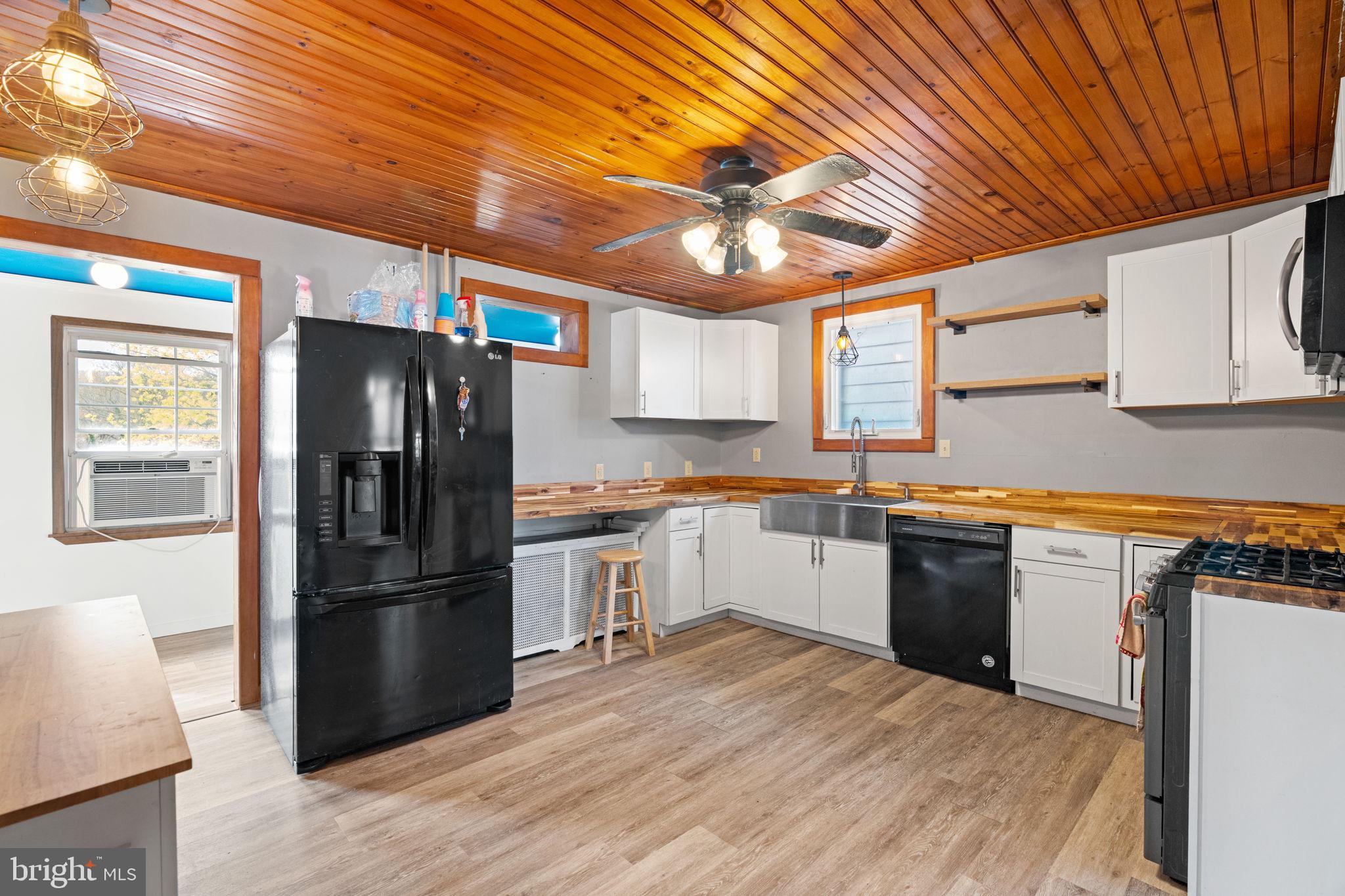 POTTSVILLE - Residential