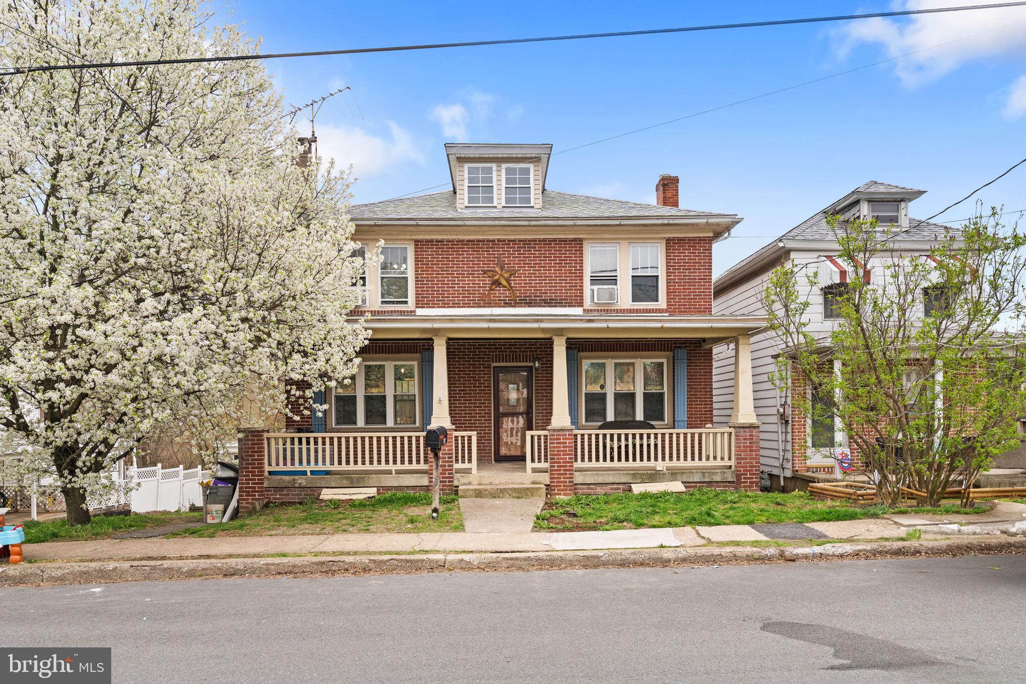 POTTSVILLE - Residential