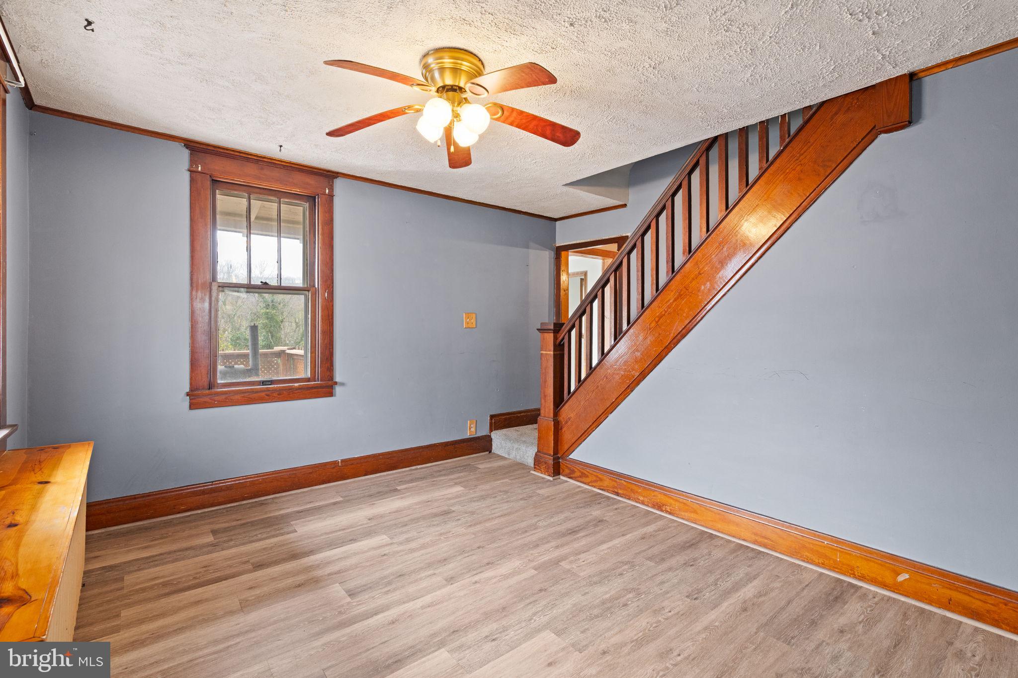 POTTSVILLE - Residential