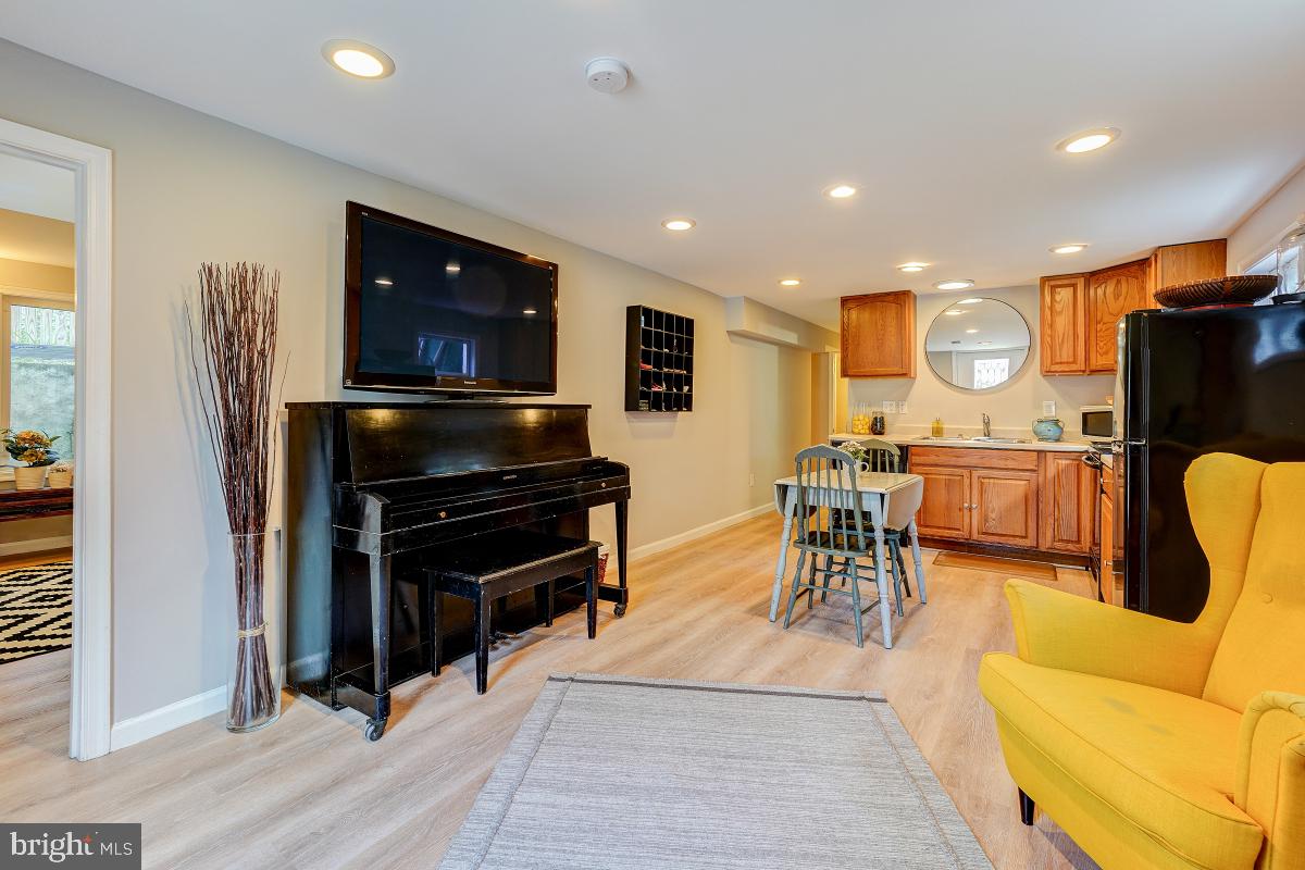 TAKOMA PARK - Residential