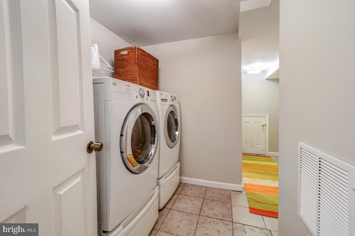 TAKOMA PARK - Residential