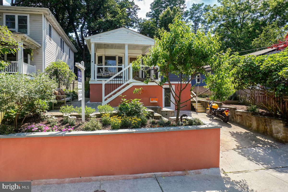 TAKOMA PARK - Residential