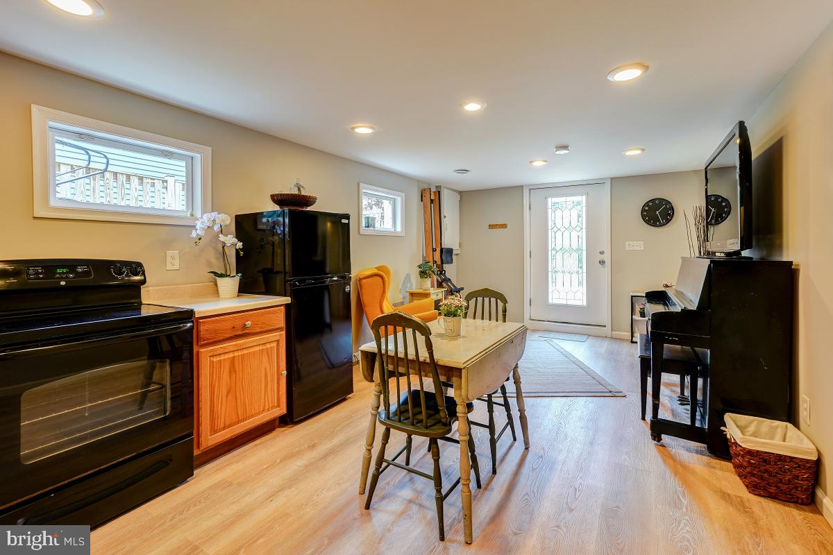 TAKOMA PARK - Residential