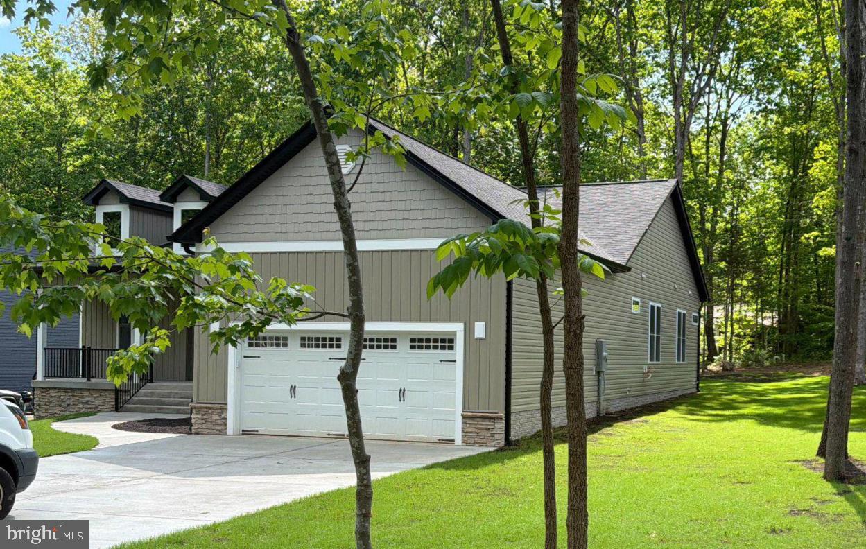 LAKE OF THE WOODS - Residential