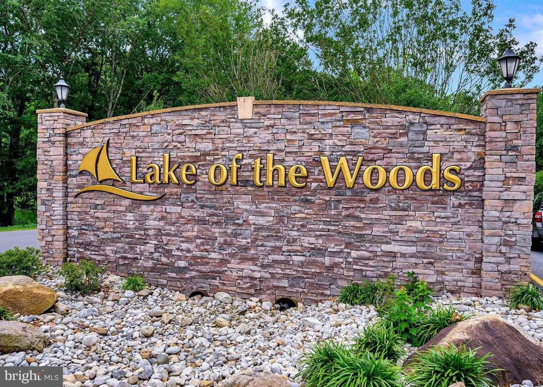 LAKE OF THE WOODS - Residential