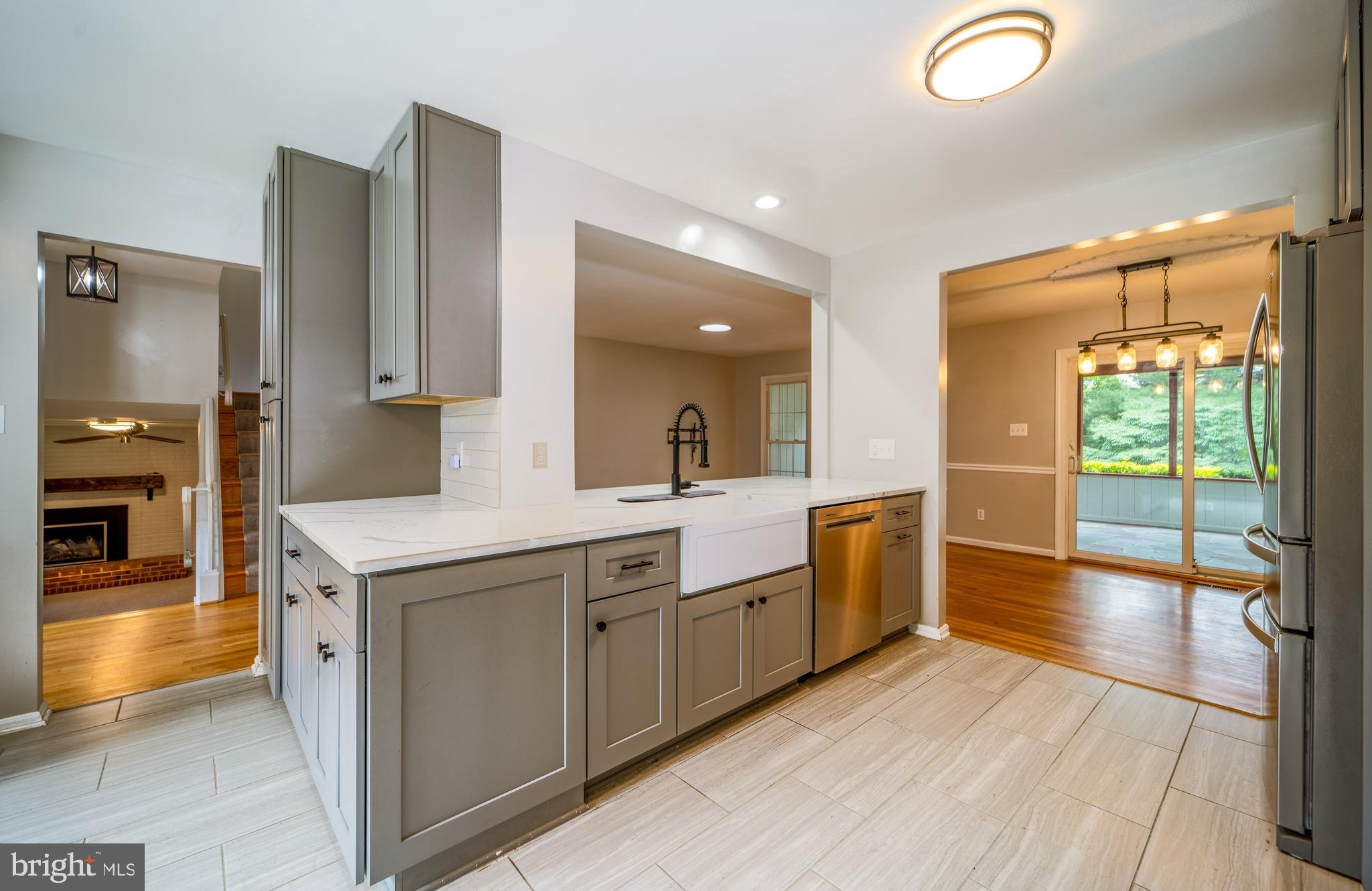 WAVERLY - Residential Lease