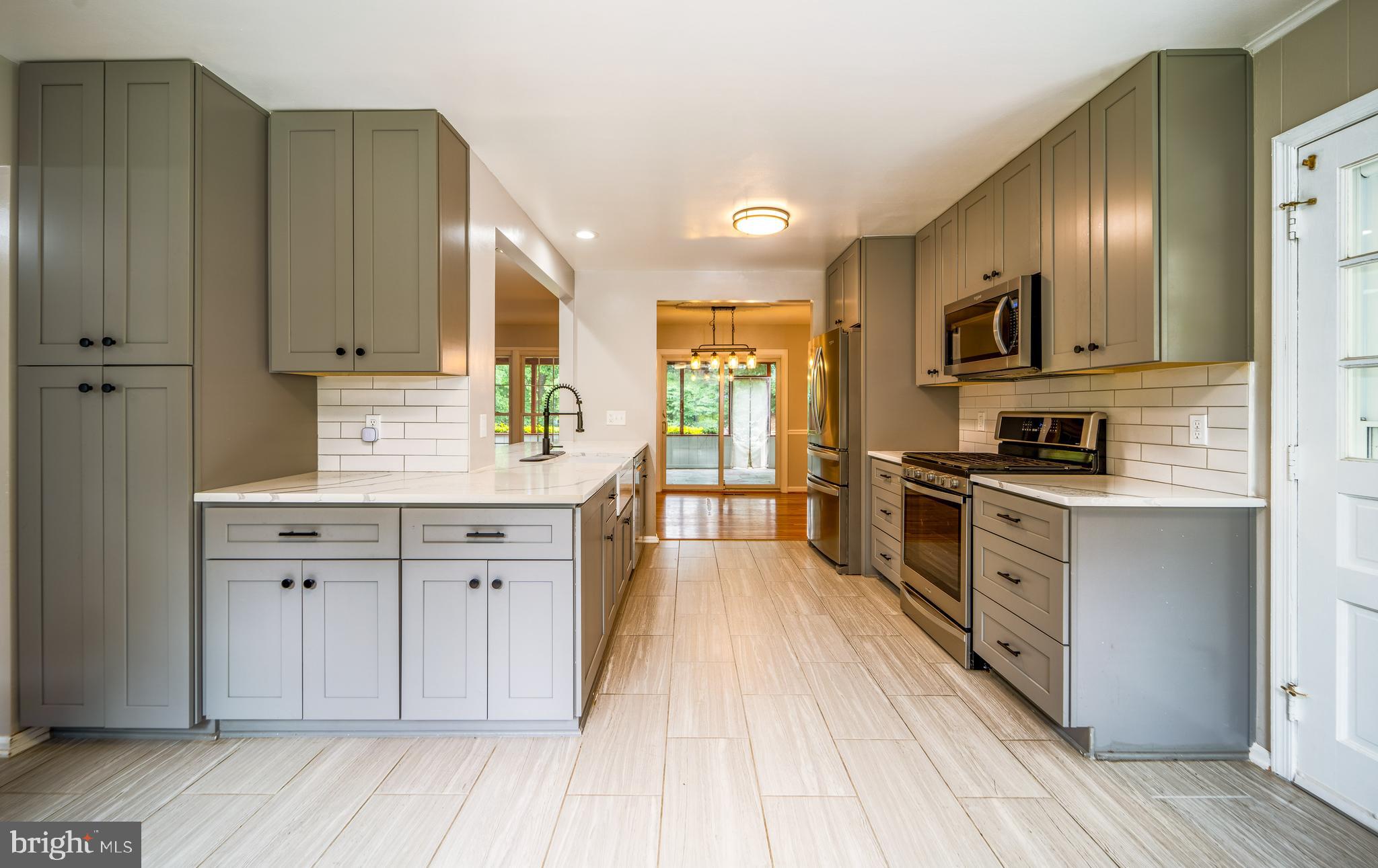 WAVERLY - Residential Lease