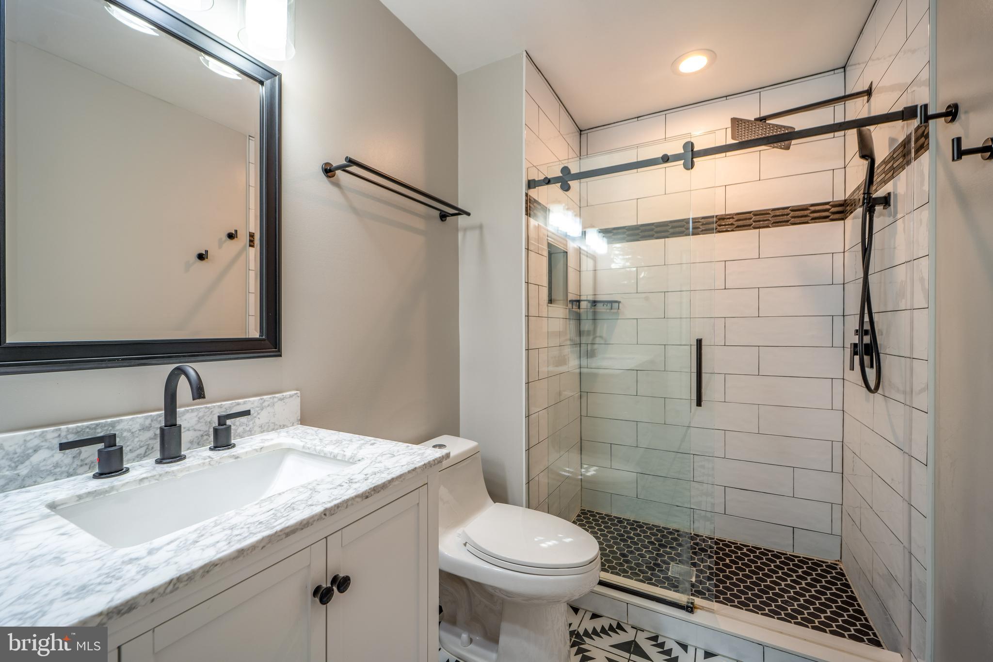 WAVERLY - Residential Lease