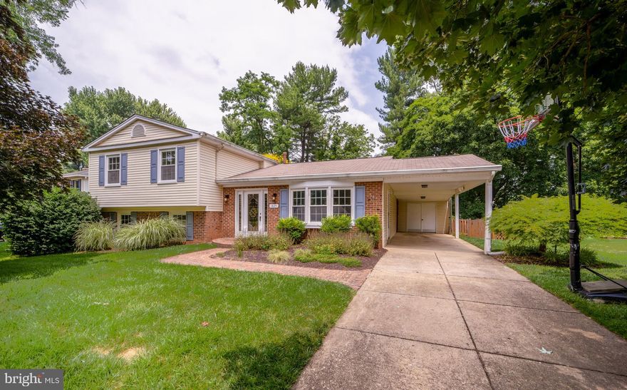 Discover this charming split-level residence in a sought-after Vienna location, offering exceptional upkeep and proximity to numerous amenities. Situated on a quiet cul-de-sac, this home presents an ideal environment for family life. The upper level features four spacious bedrooms and two full bathrooms, while a convenient half bathroom is located in the partially finished basement. Enjoy a wonderful backyard complete with a screened-in patio. Contact us today to schedule a tour. Agent related to seller. -------------------------------------------------------------------------------------------------------------------------------------------- All Richey Property Management residents must enroll in and purchase a Resident Benefits Package which includes liability insurance, credit building to help boost the resident’s credit score with timely rent payments, up to $1M Identity Theft Protection, HVAC air filter delivery (for applicable properties), move-in concierge service making utility connection and home service setup a breeze during your move-in, our best-in-class resident rewards program, and much more! More details and options provided upon application.