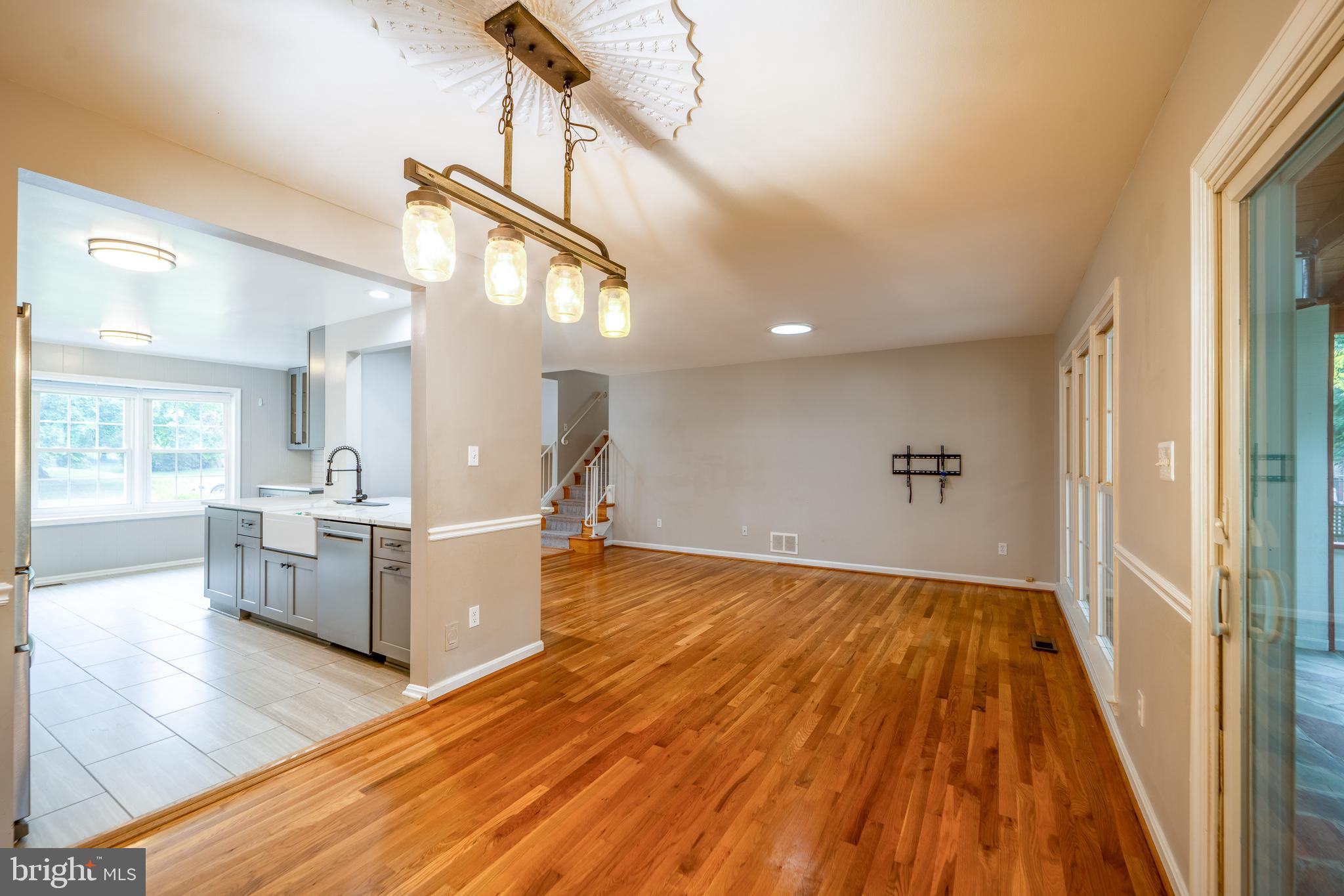 WAVERLY - Residential Lease