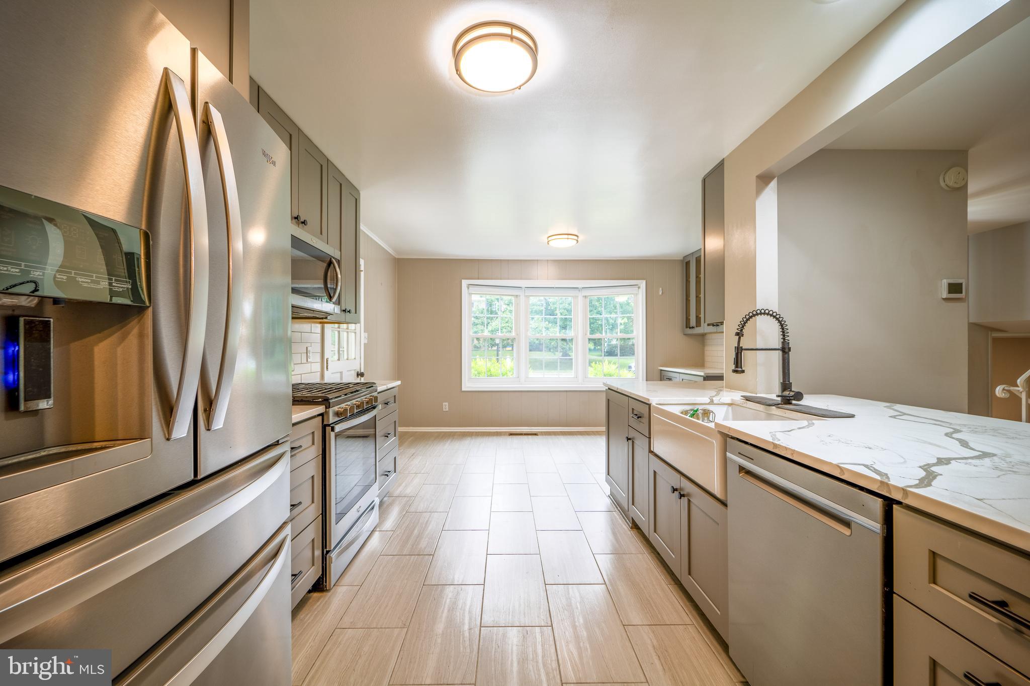 WAVERLY - Residential Lease