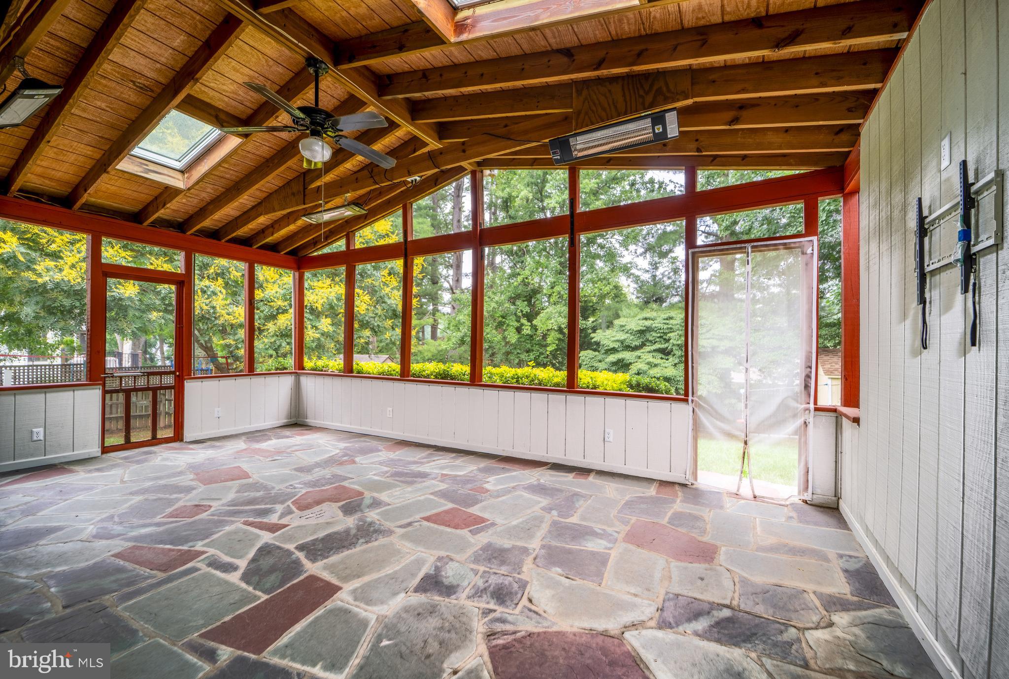 WAVERLY - Residential Lease