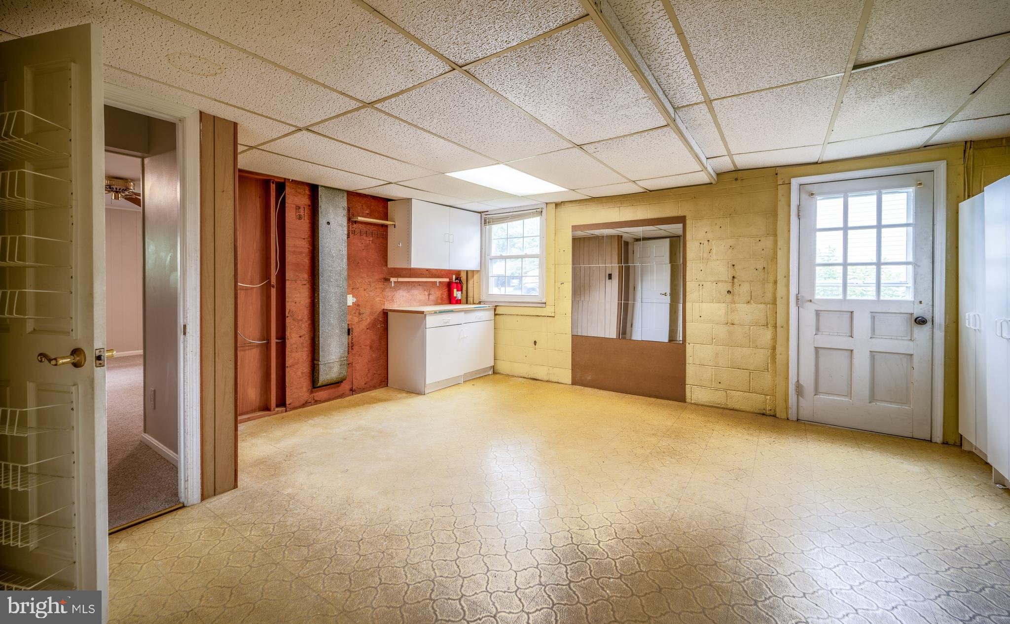 WAVERLY - Residential Lease