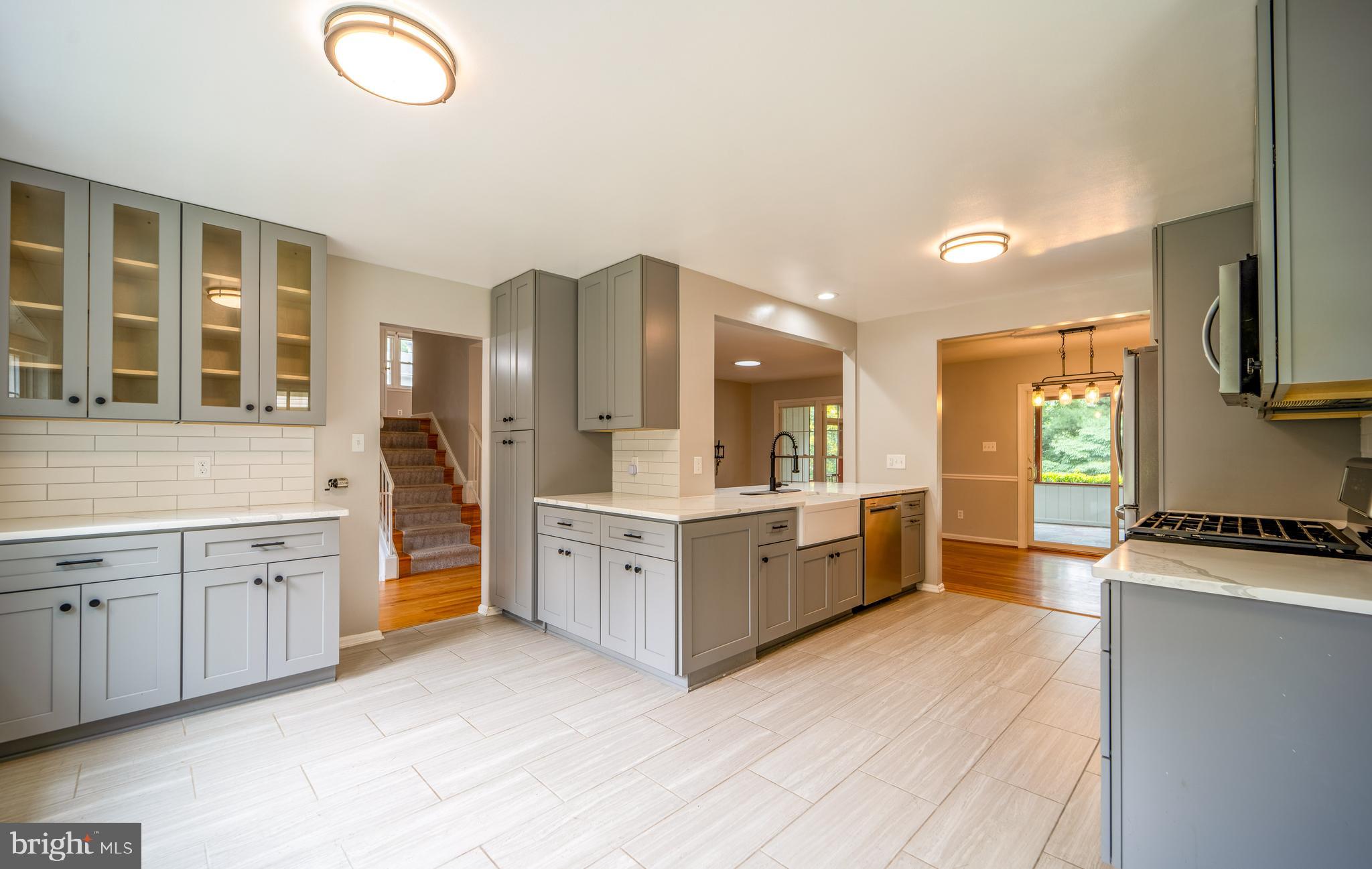 WAVERLY - Residential Lease