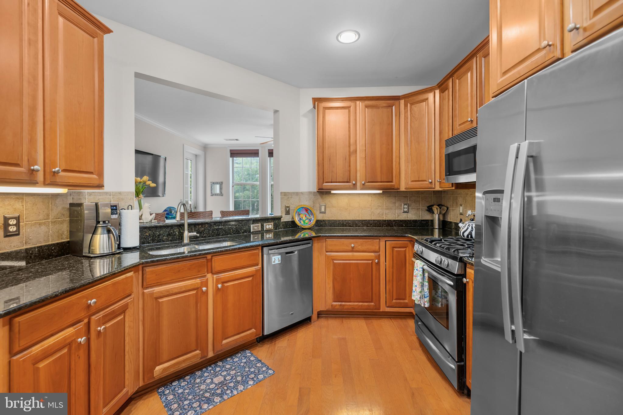 CAMERON STATION - Residential