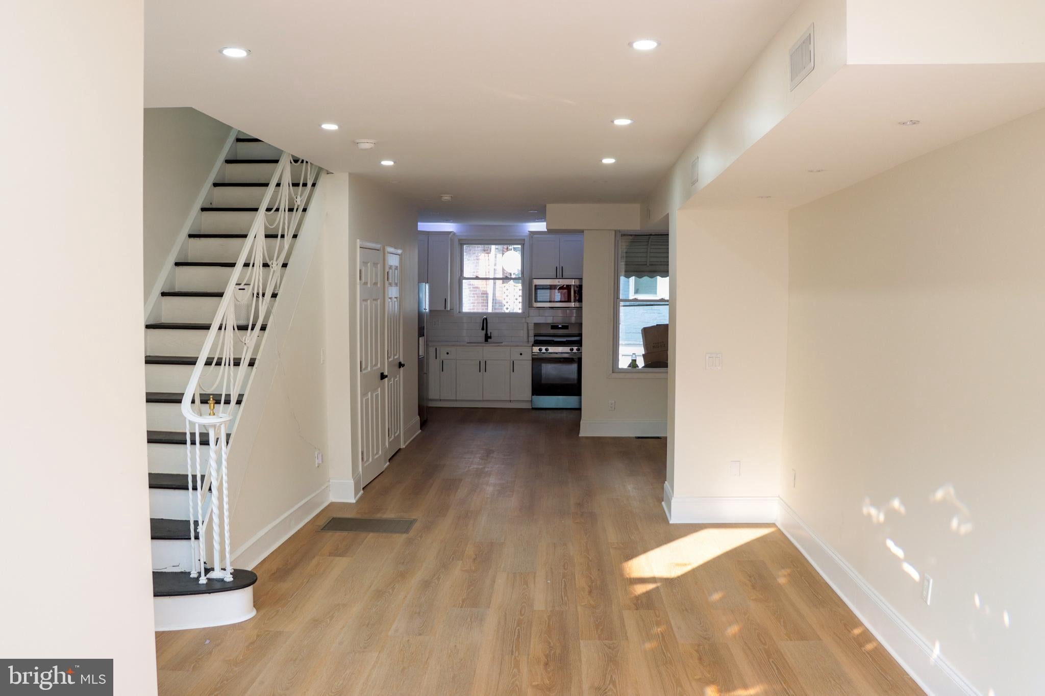 4767 LORING