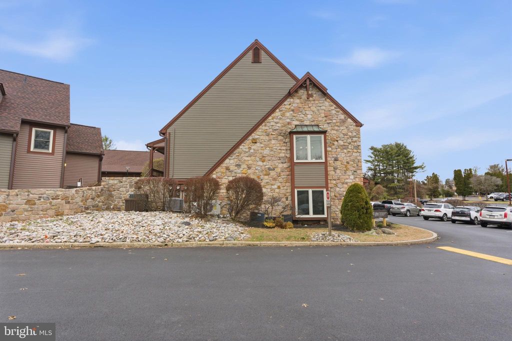 Photo of 95 Almshouse Rd #306, WARMINSTER, PA 18974 (MLS # PABU2110136)