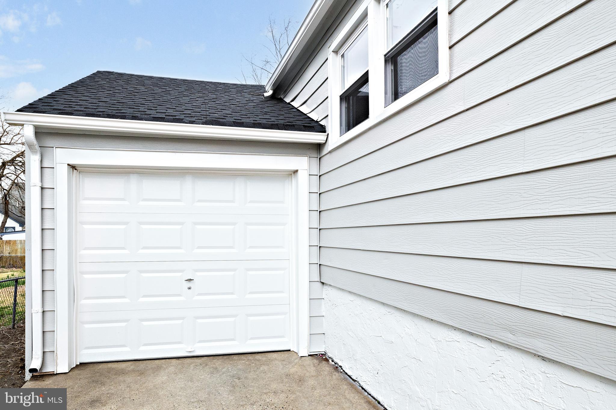 23 5TH AVENUE