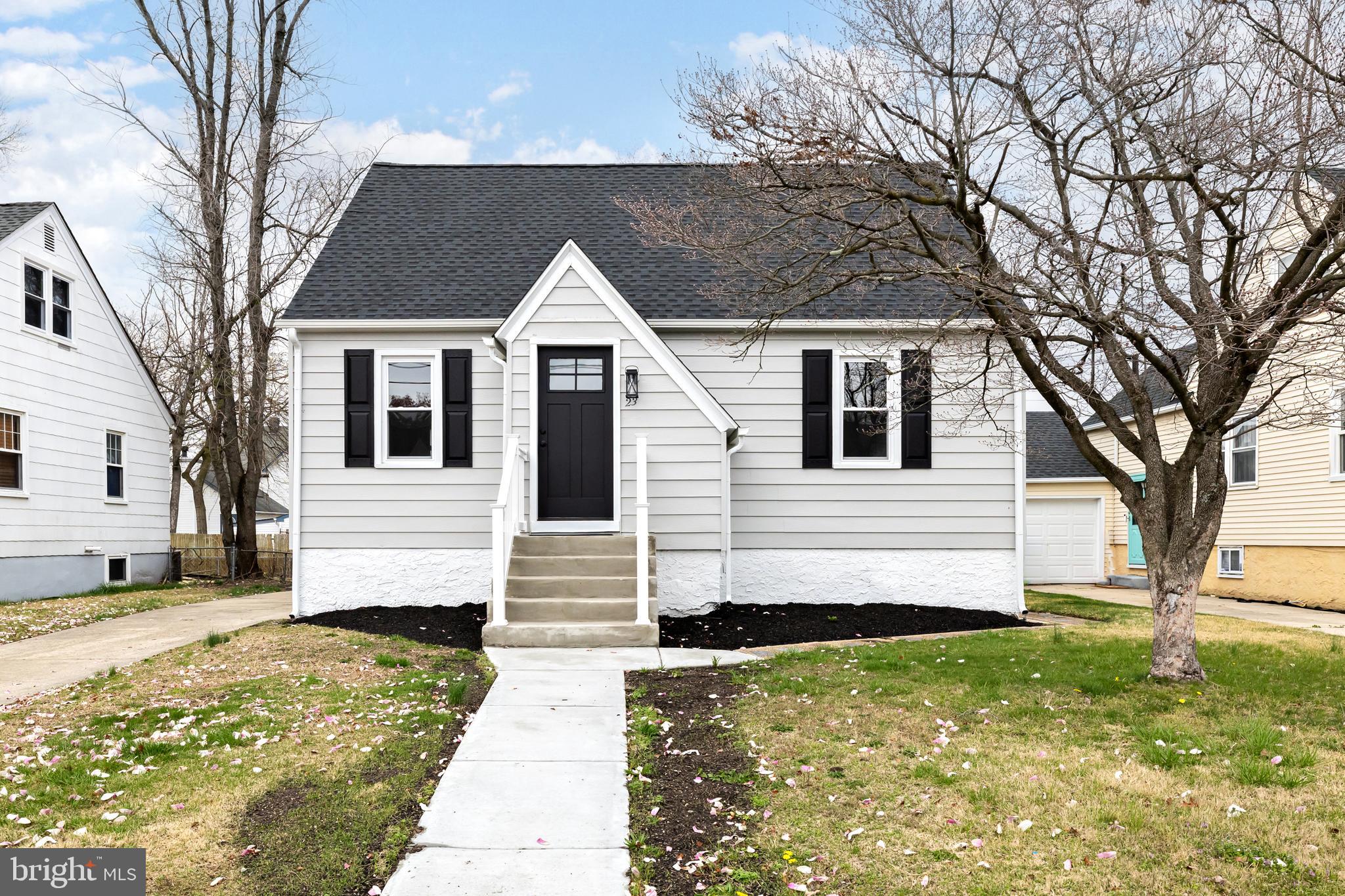 23 5TH AVENUE