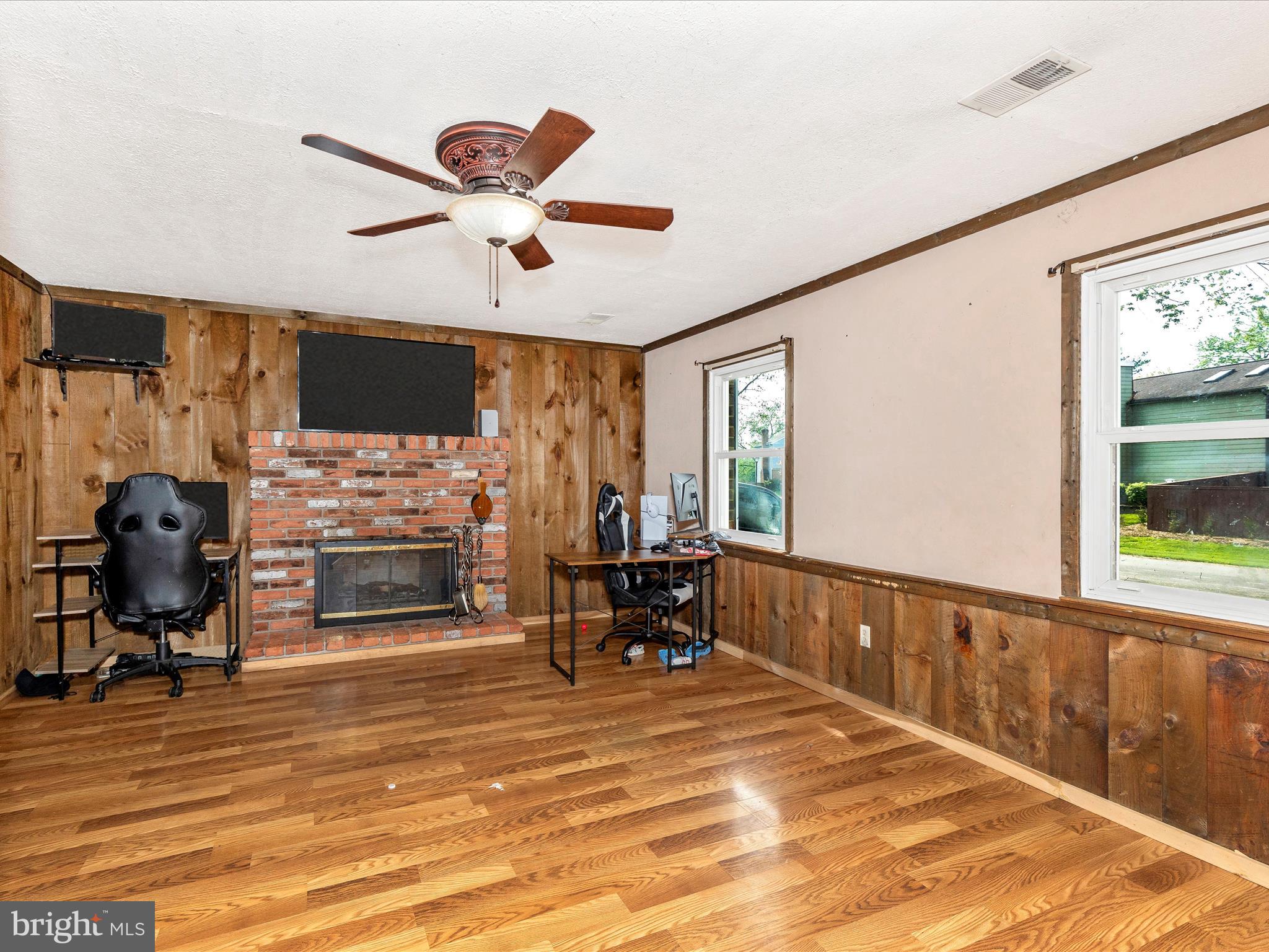 DISCOVERY - Residential