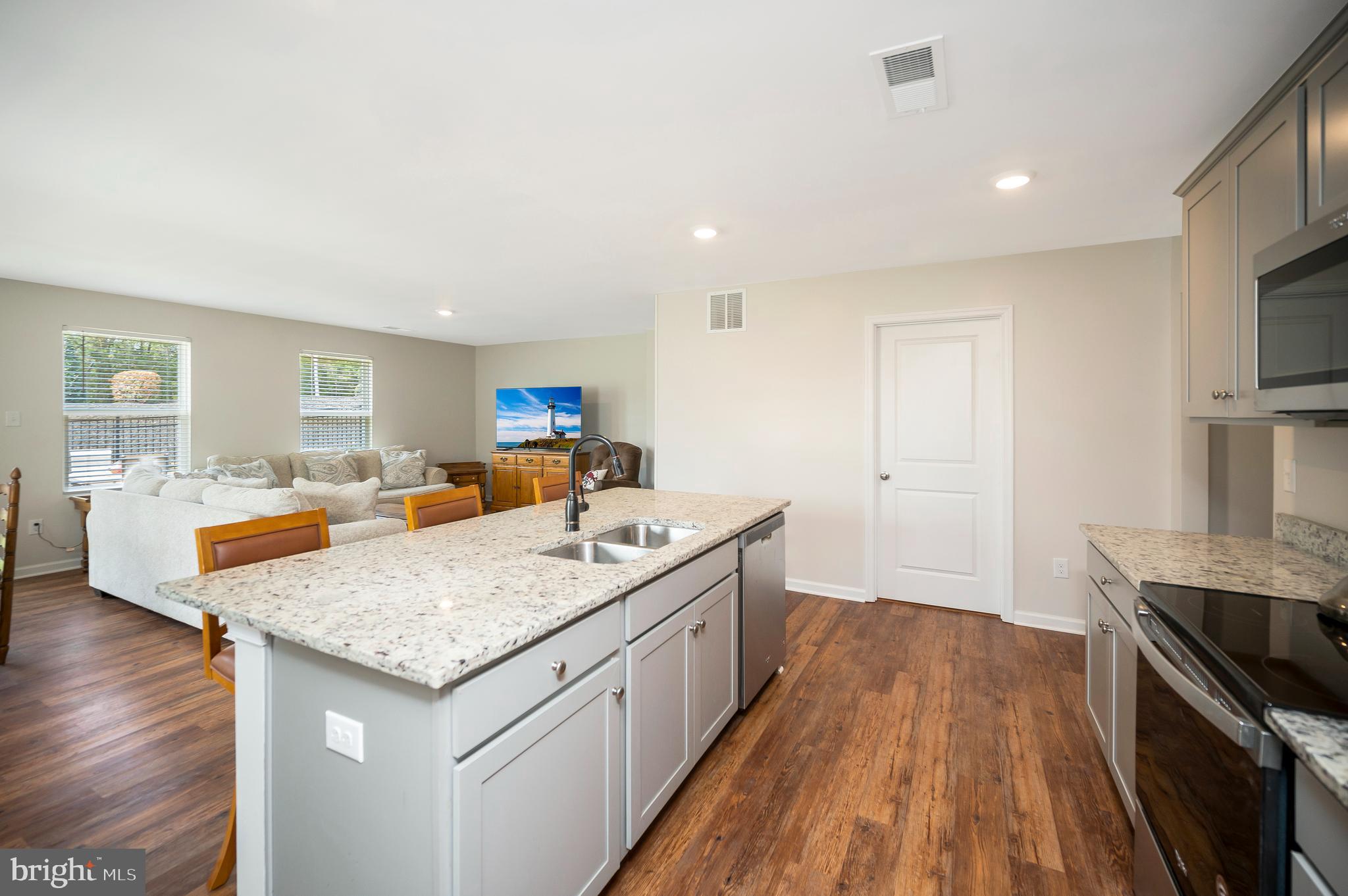 MAURY HEIGHTS - Residential