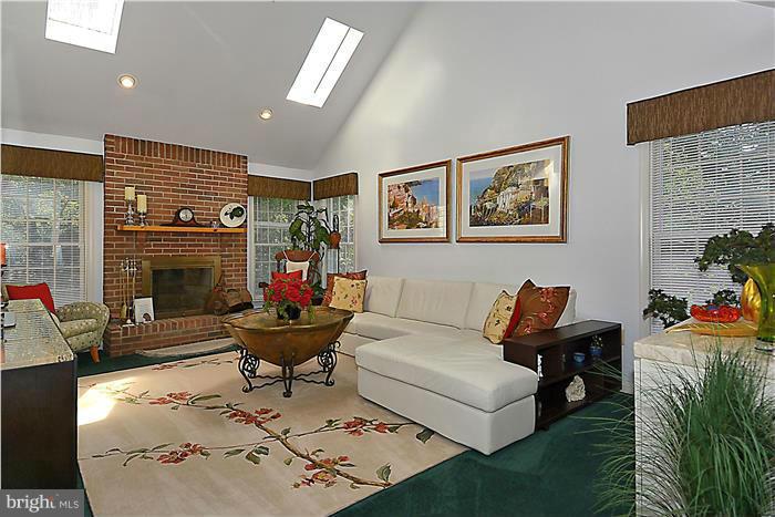 FRIENDSHIP ESTATES - Residential