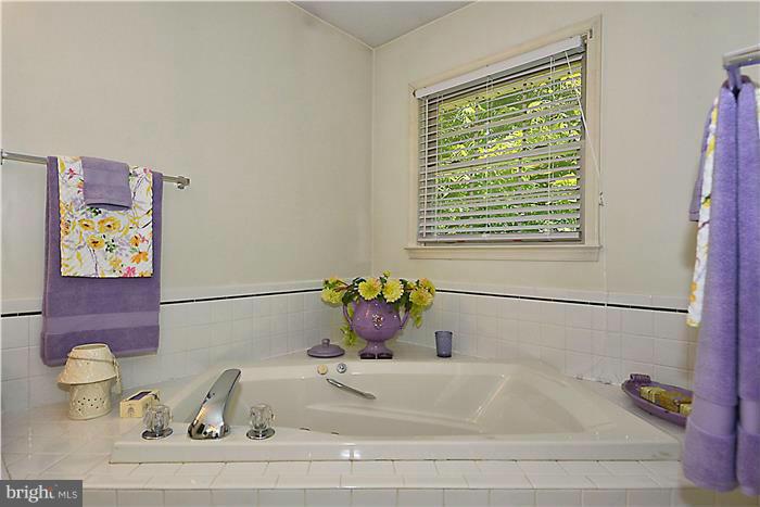 FRIENDSHIP ESTATES - Residential