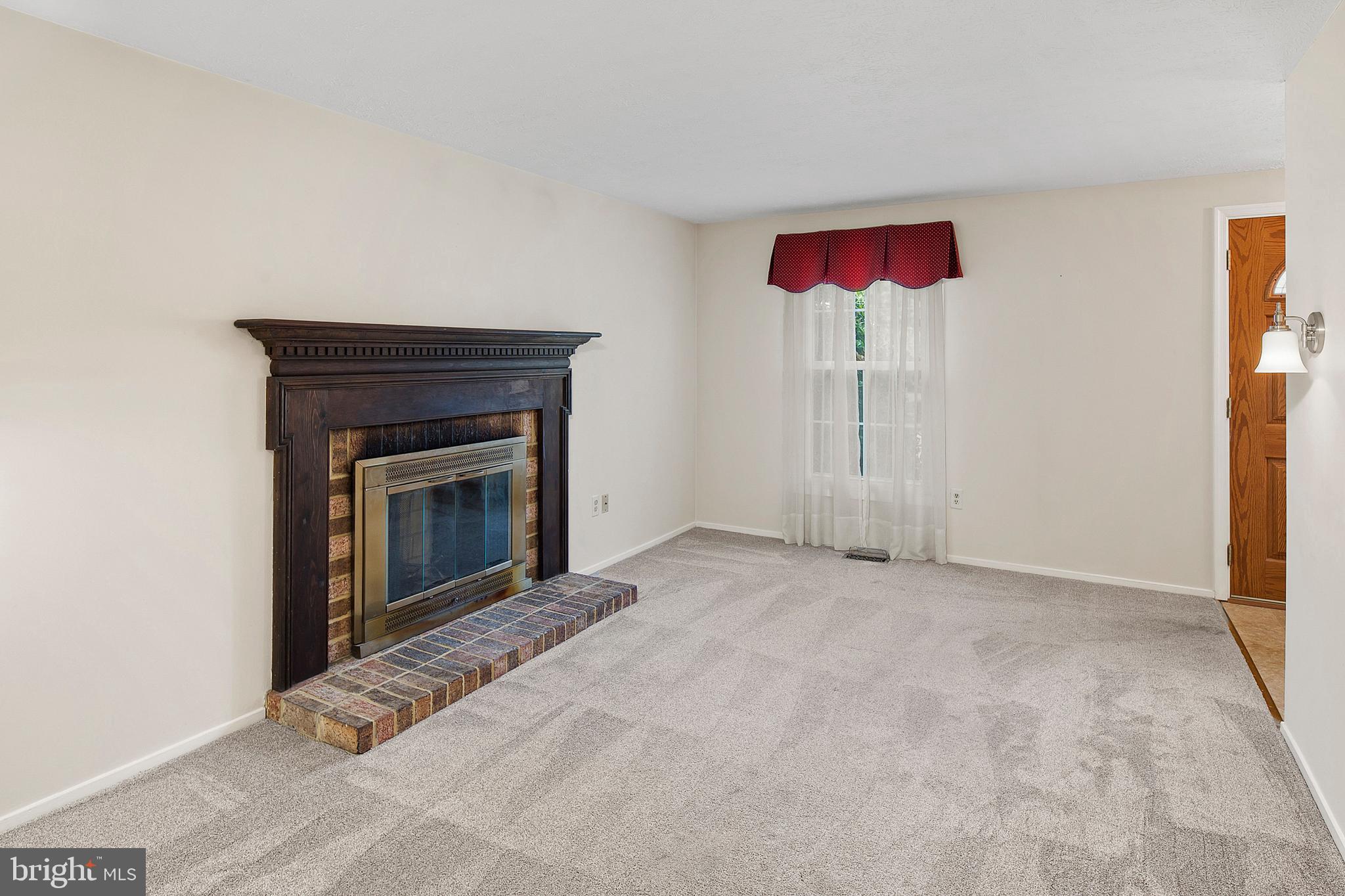 VILLAGE OF OWEN BROWN - Residential