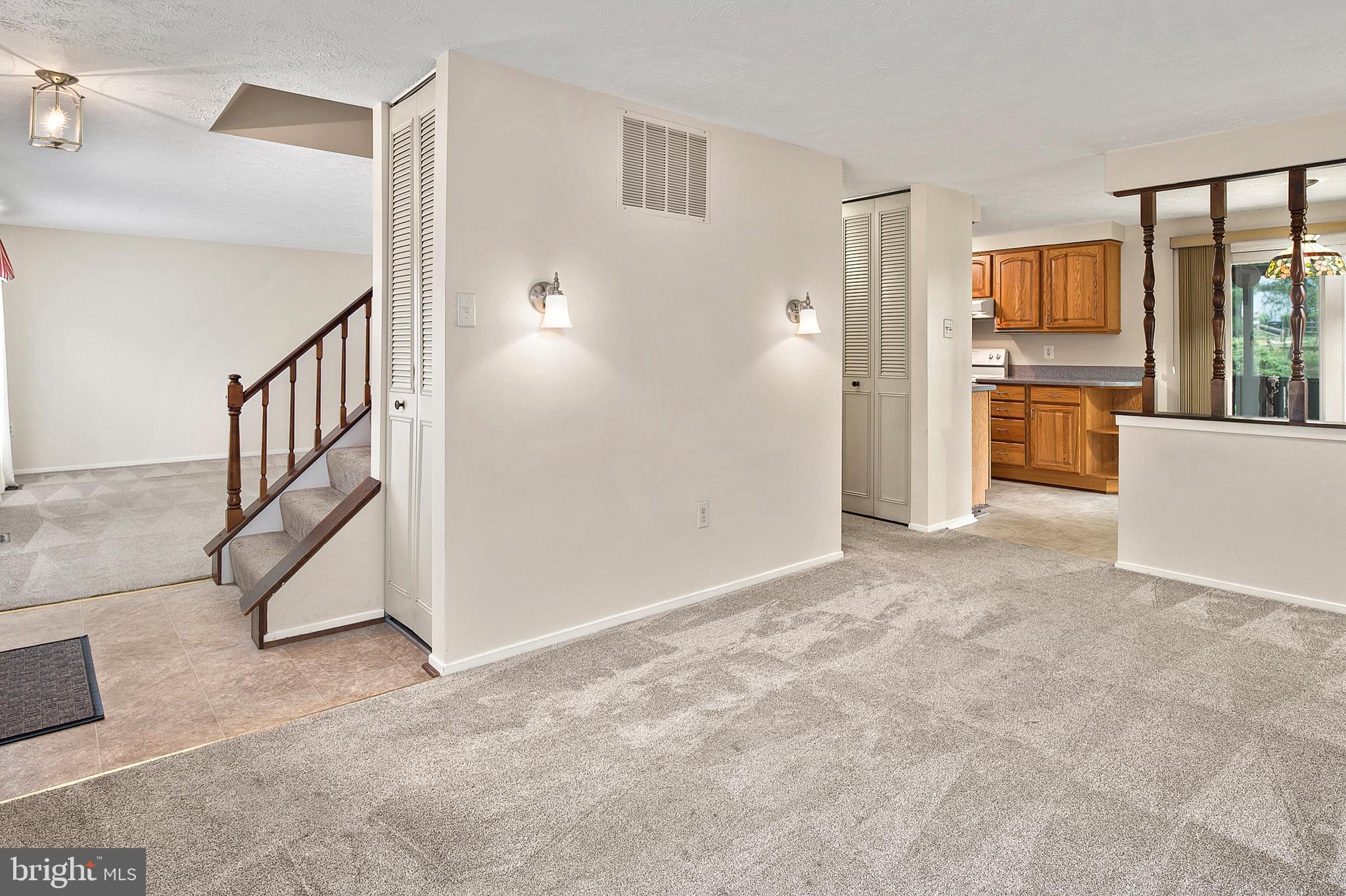 VILLAGE OF OWEN BROWN - Residential