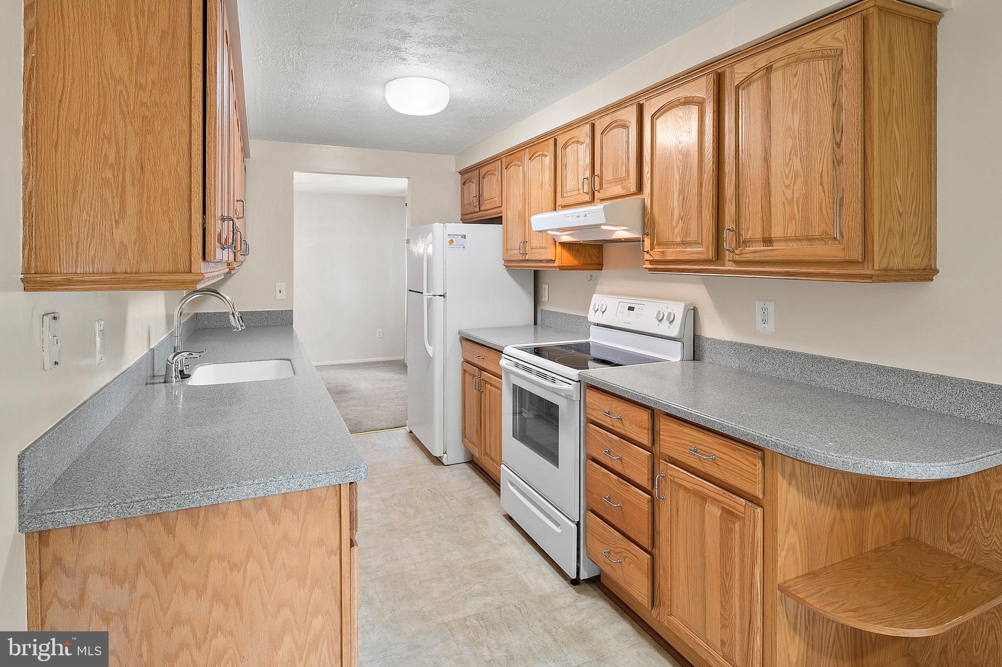 VILLAGE OF OWEN BROWN - Residential