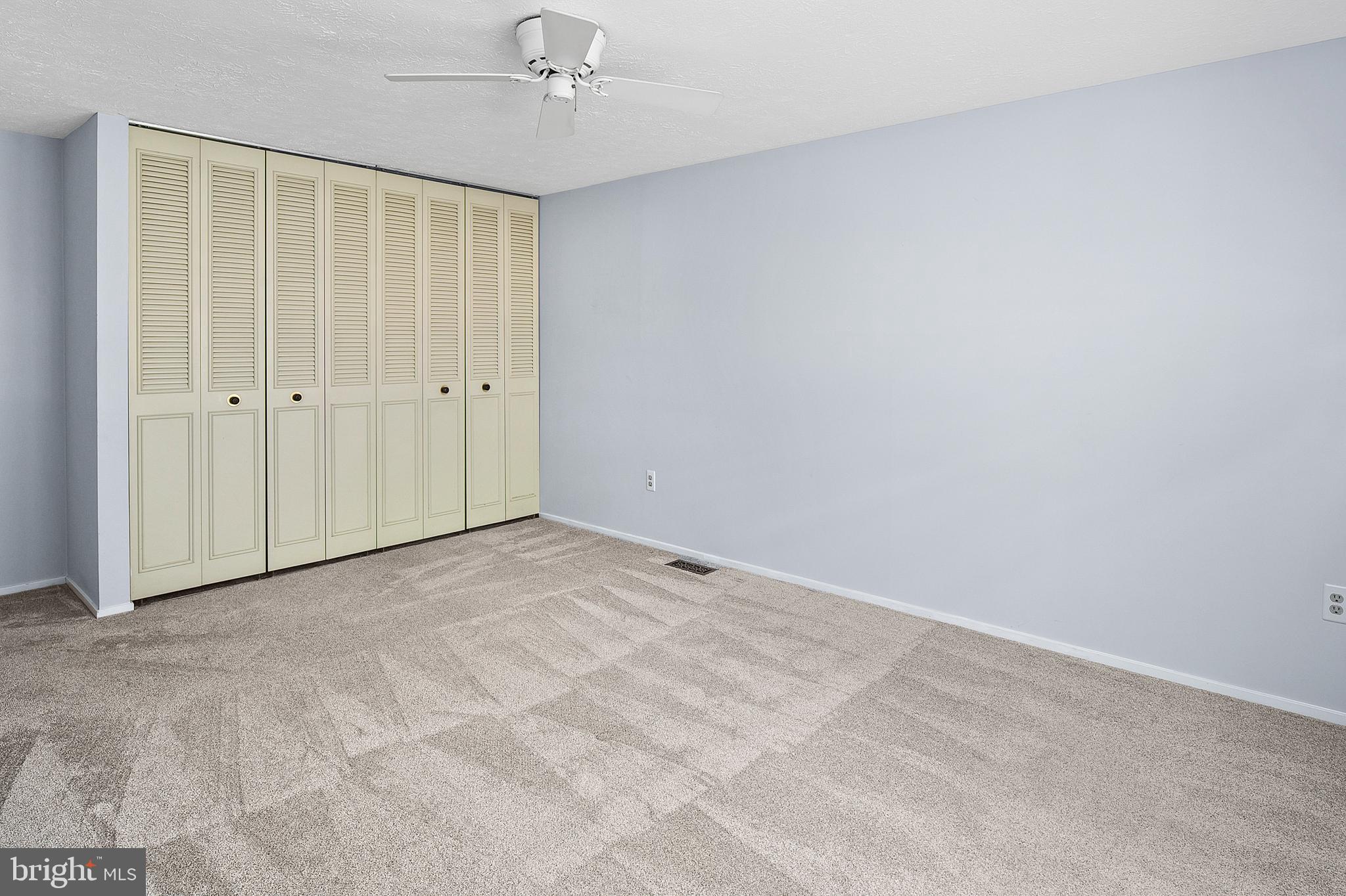 VILLAGE OF OWEN BROWN - Residential