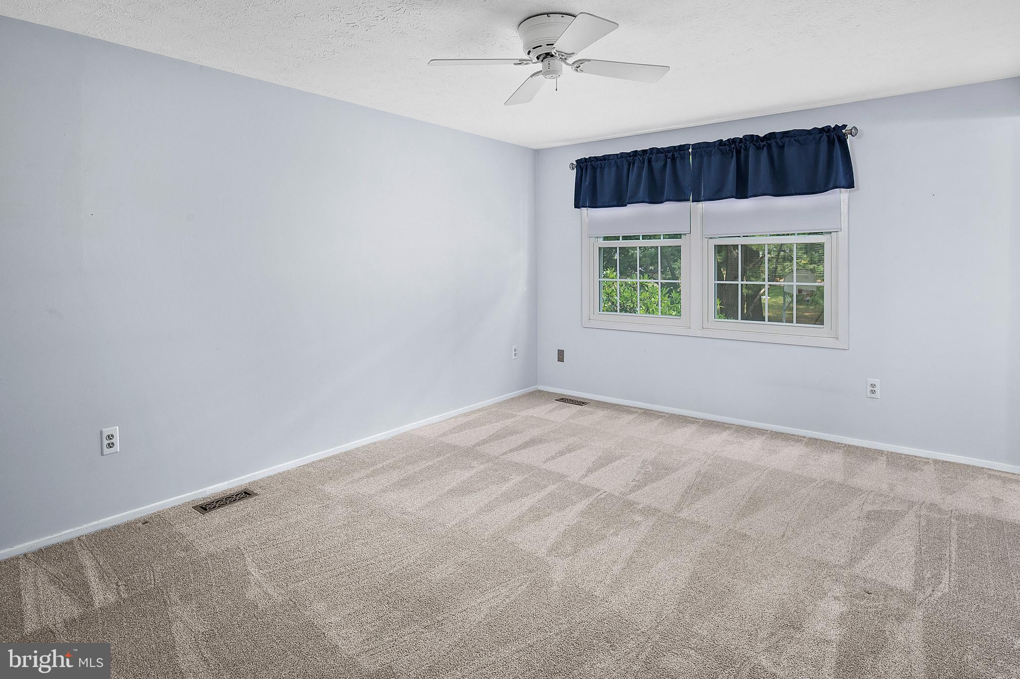 VILLAGE OF OWEN BROWN - Residential